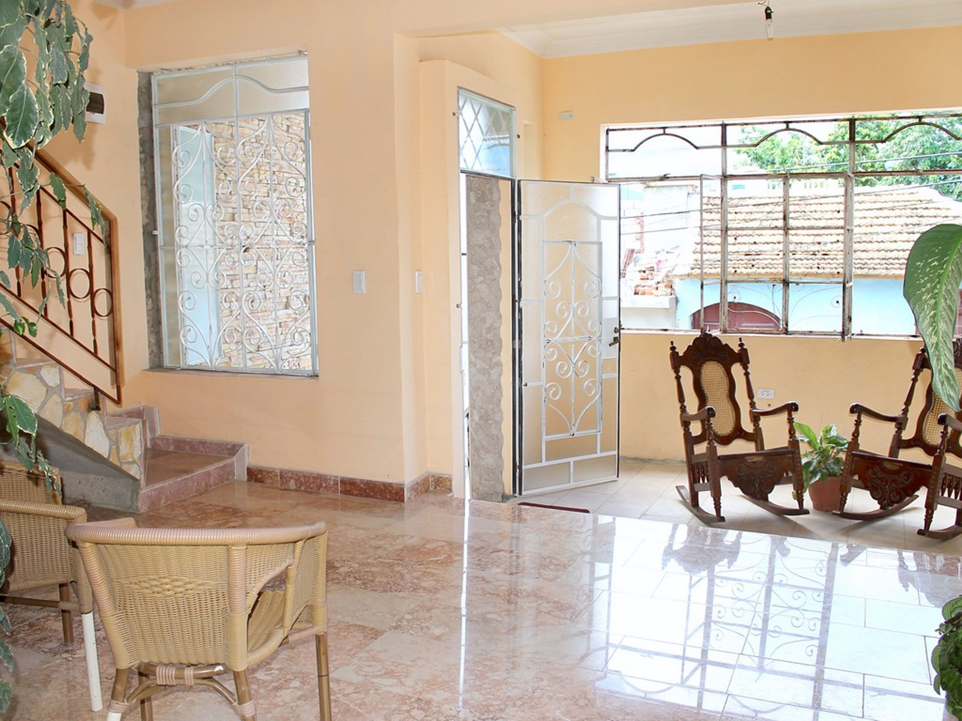 Hostal Juan Fernandez, PIRO GUINART (Boca), No. 108House's living room