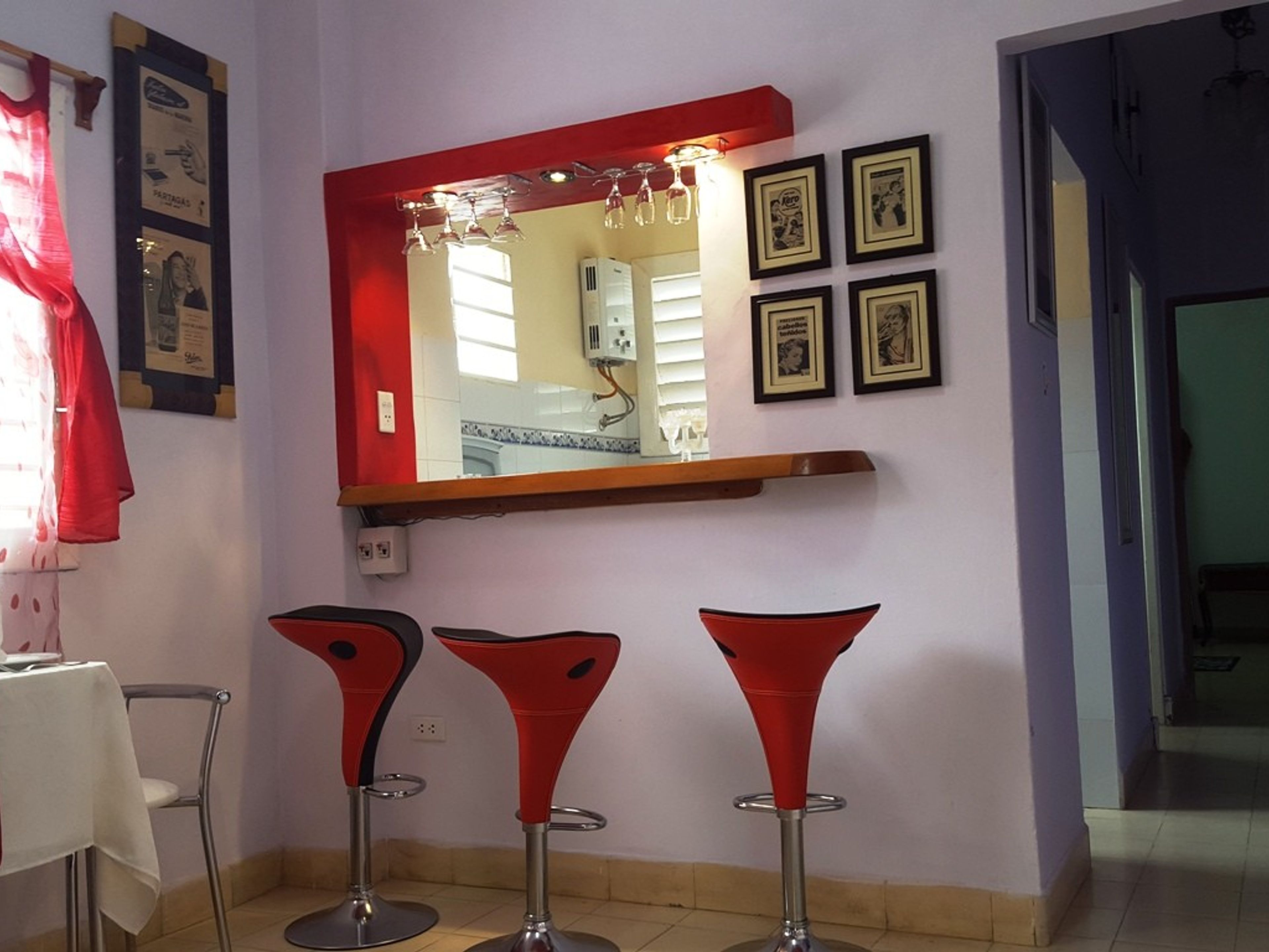 Hostal Cerquitica de Malecón 1, SAN LÁZARO, No. 119