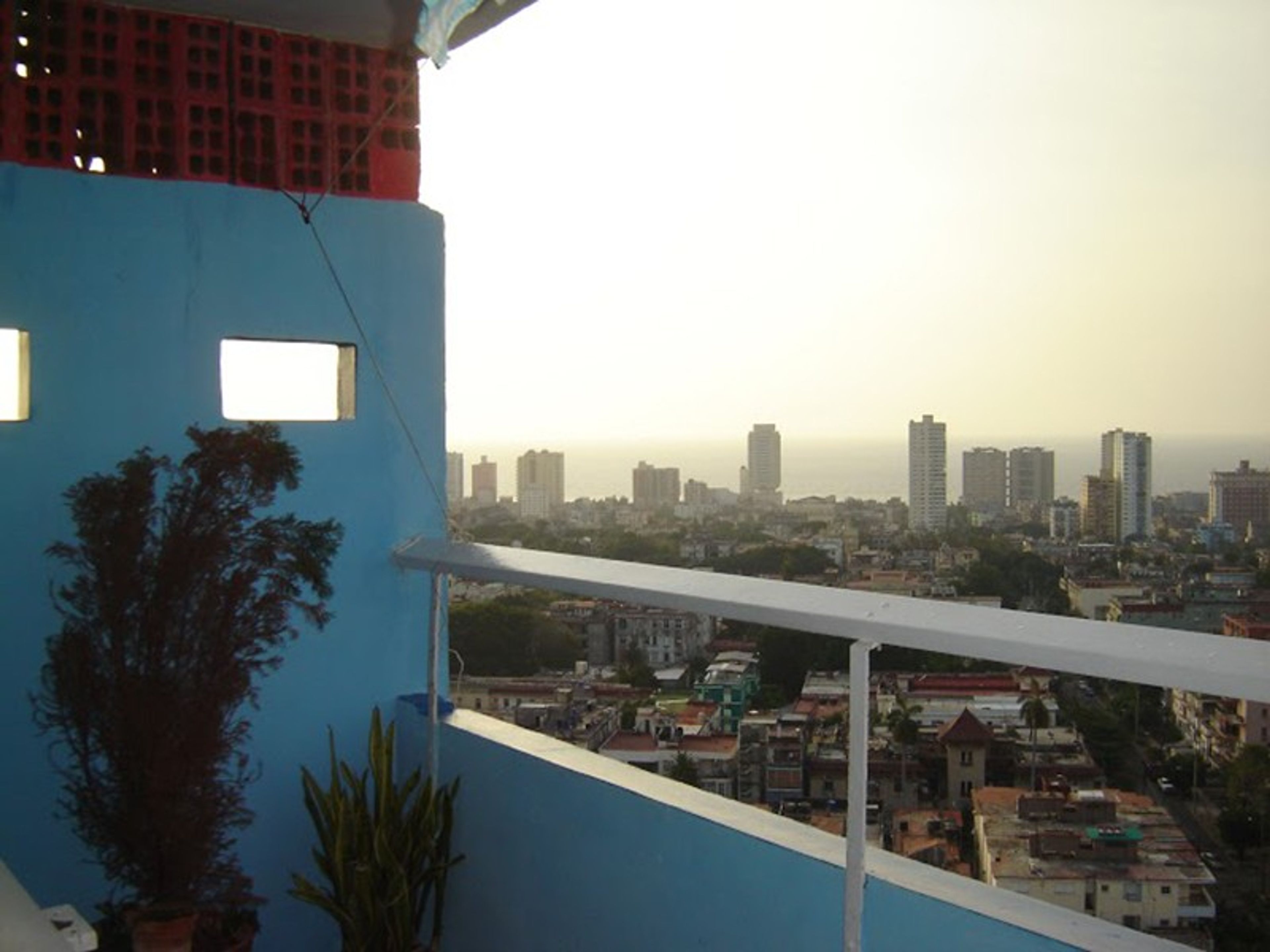 Дом Ada's Ocean View Luxury 1 Room's, 23 AVENUE, No. 655Havana view from apartment´s balcony