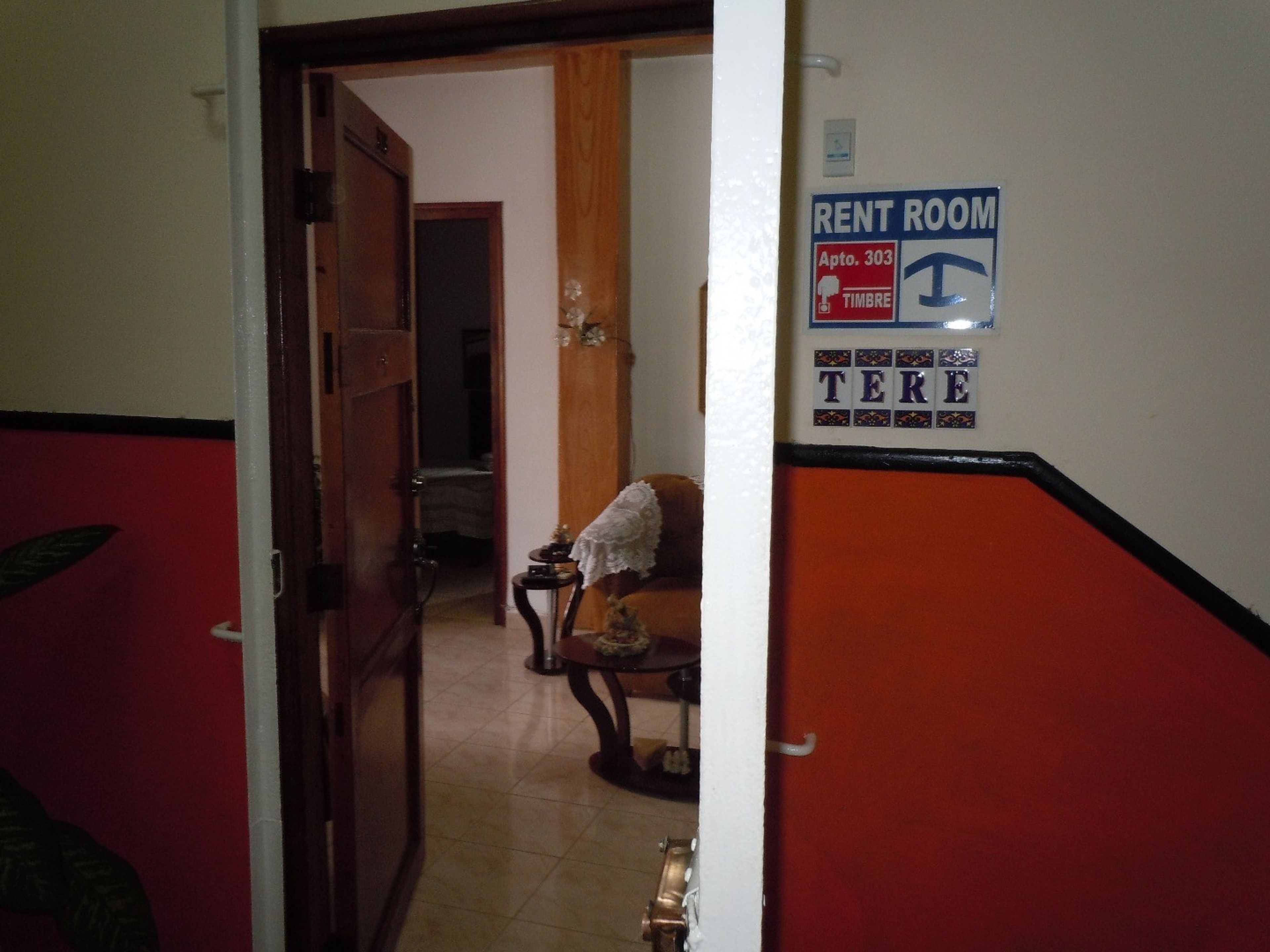 Дом de Tere, CONSULADO, No. 303House's entrance view