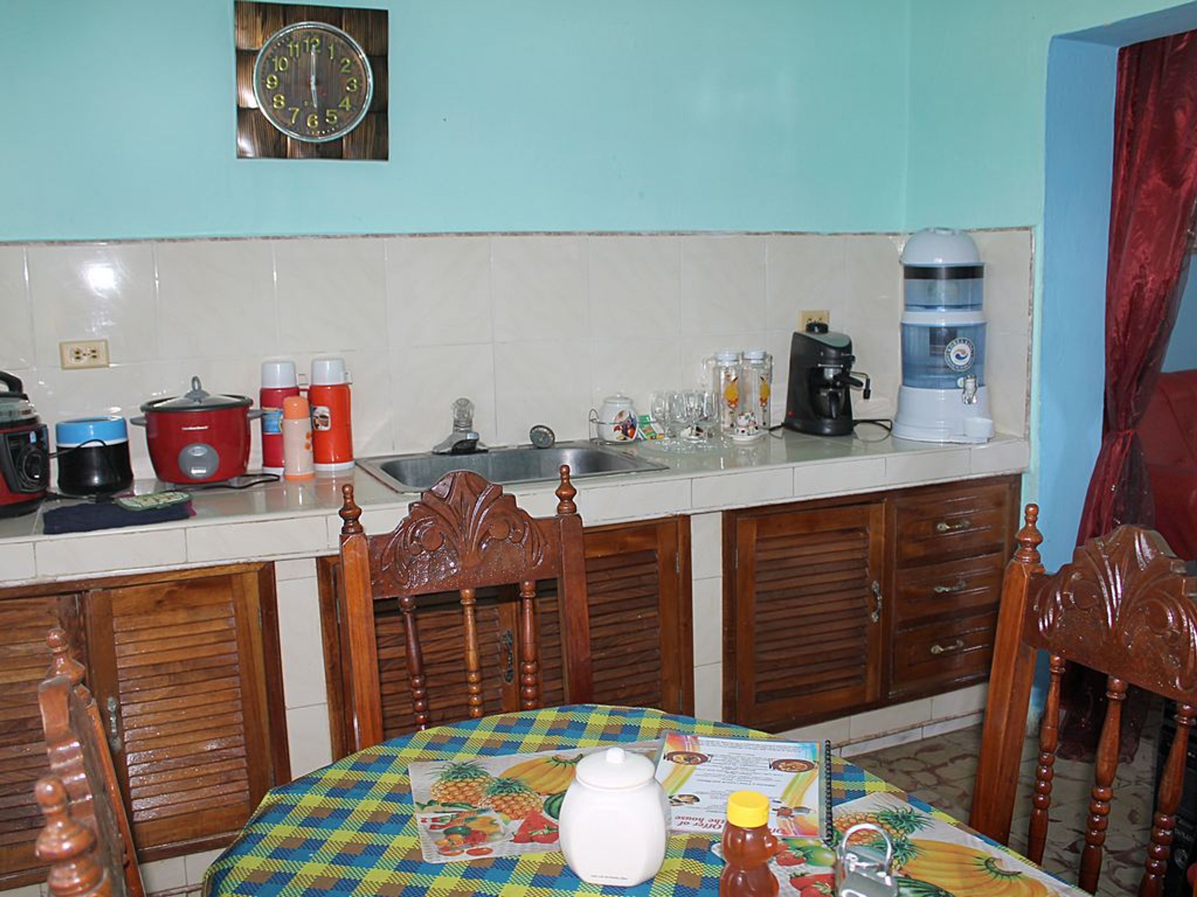 Hostal Bella Vista, CARRETERA LA BOCA, No. 1Apartment's kitchen view