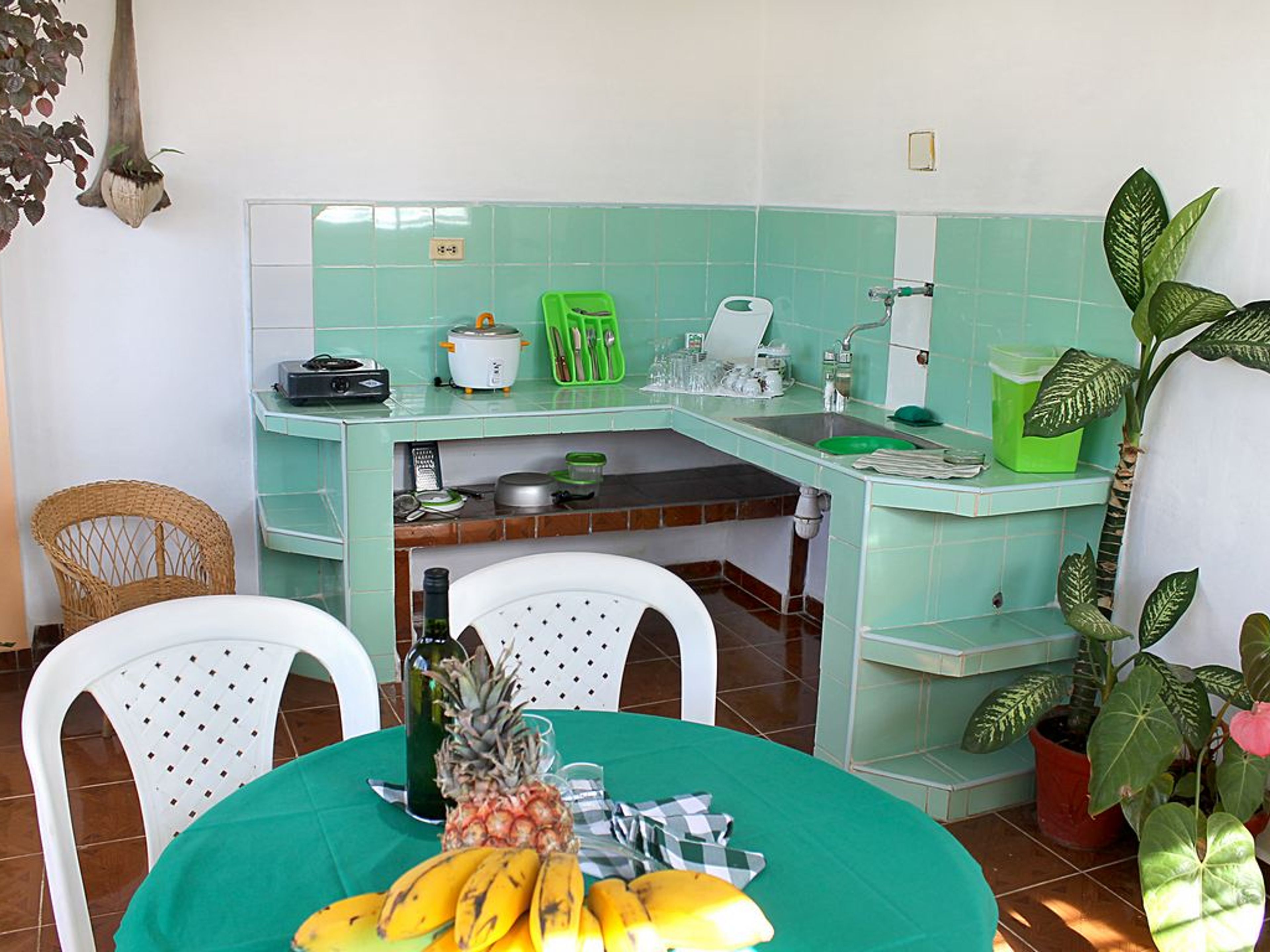 Hostal Iris & Norlen, ELIOPE PAZ (Vigia), No. 45House's kitchen and dining room 1