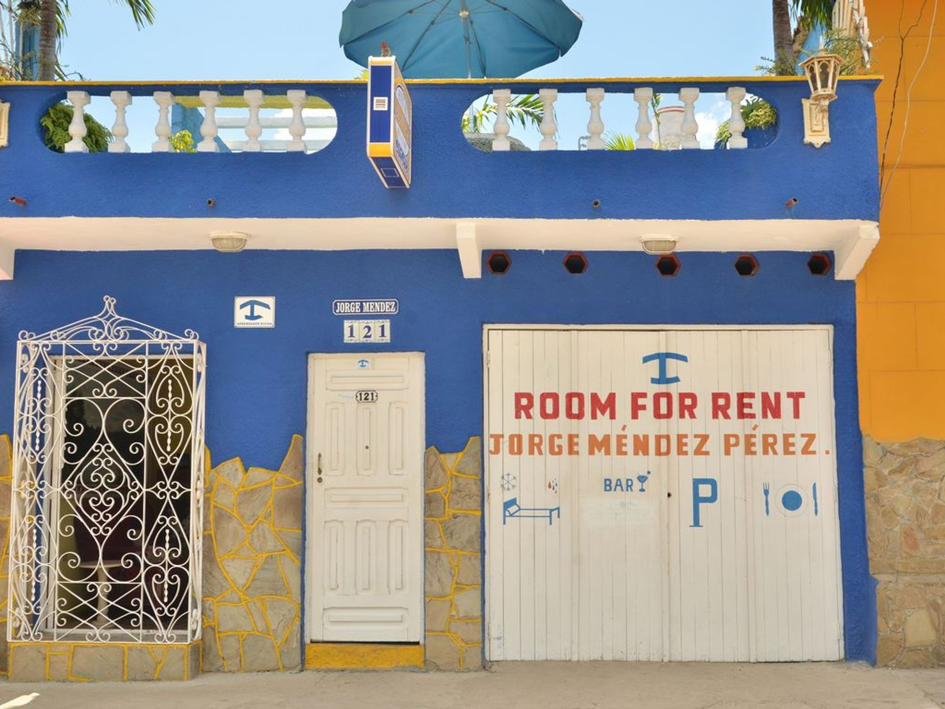 Hostal Jorge Méndez, CAMILO CIENFUEGOS (Santo Domingo), No.121