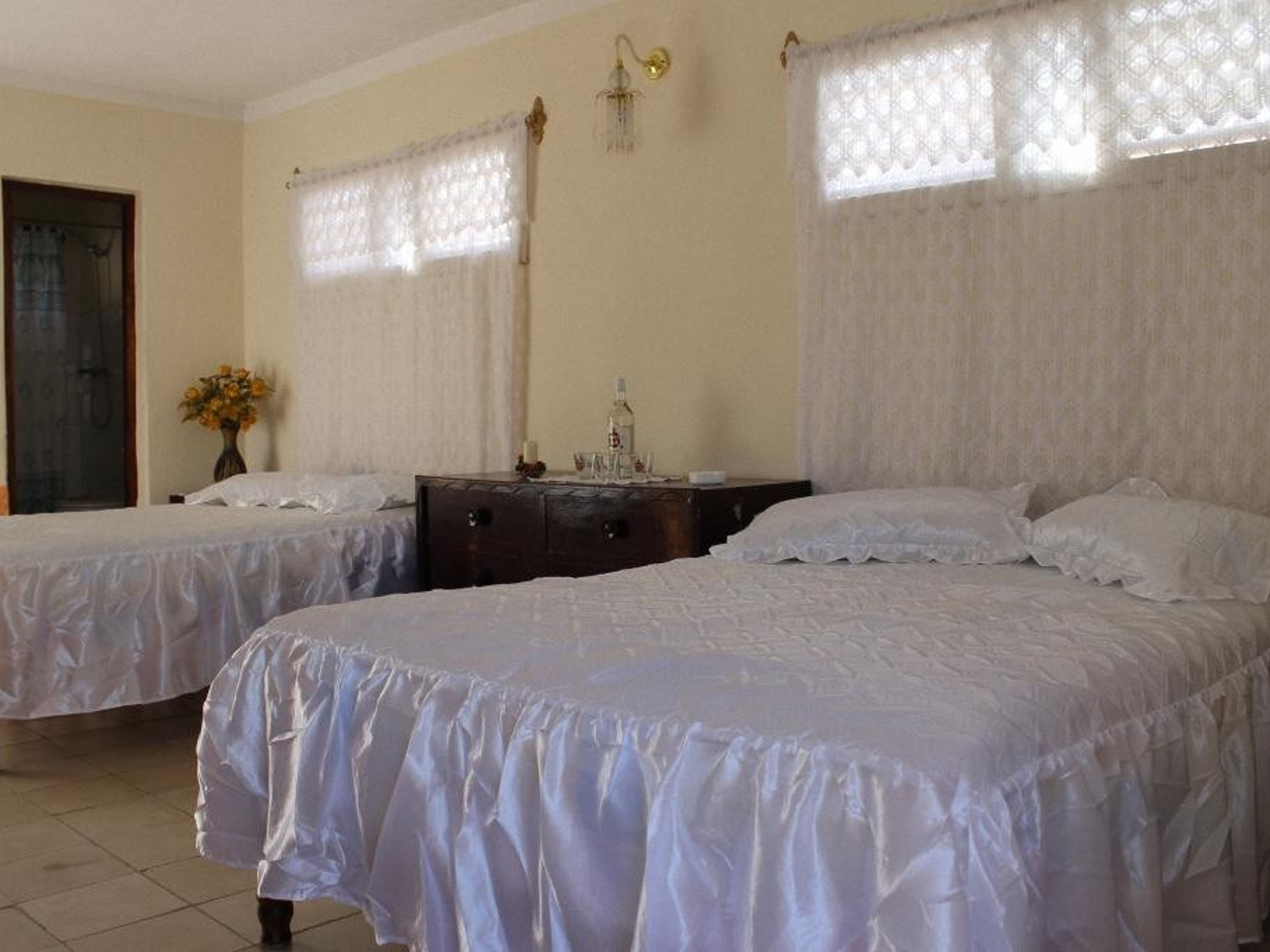 Hostal Don Vivas, FRANK PAÍS (Del Carmen), No. 373Standard room