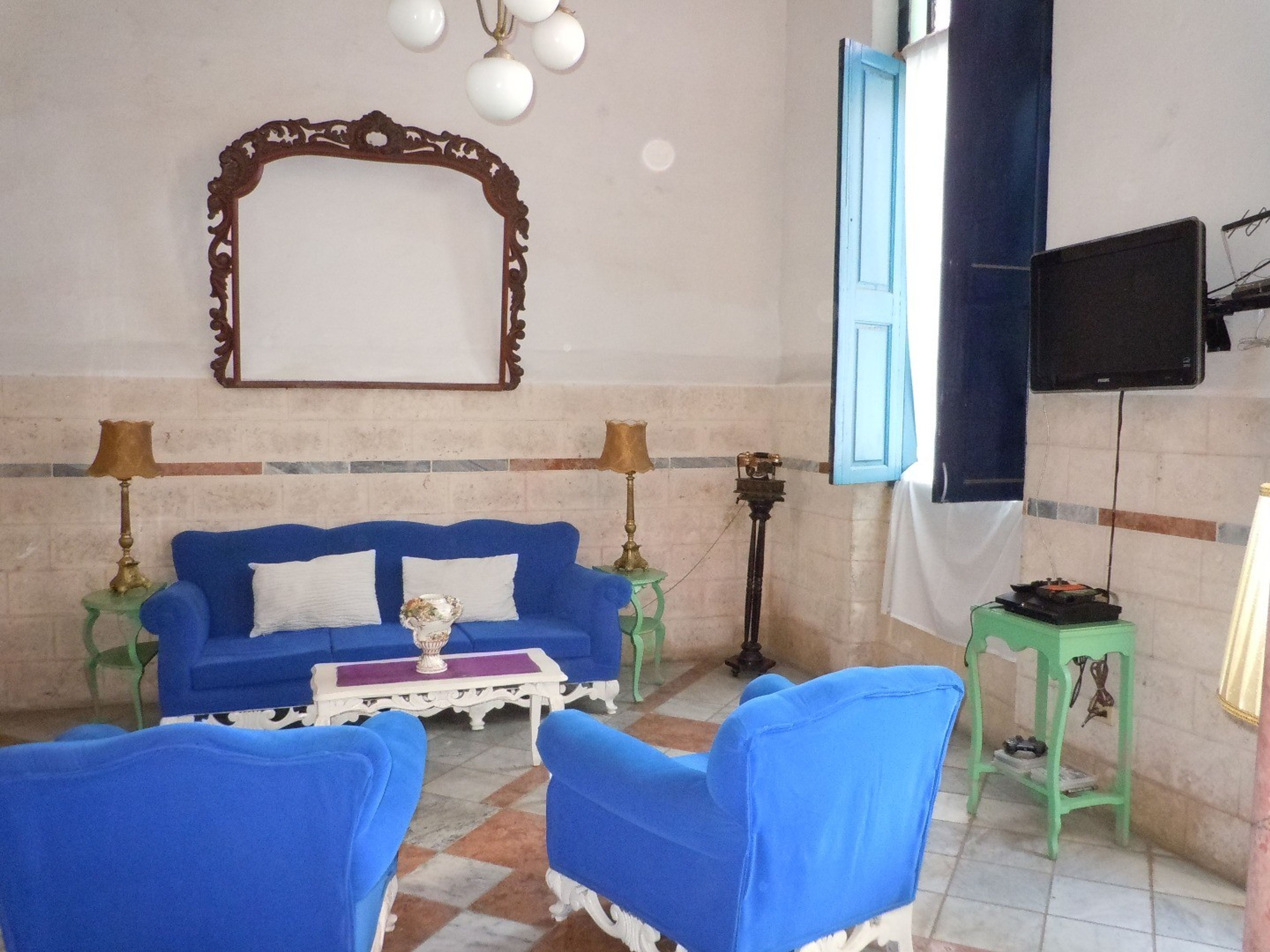 Casa Manrique, MANRIQUE, No. 65House's living room