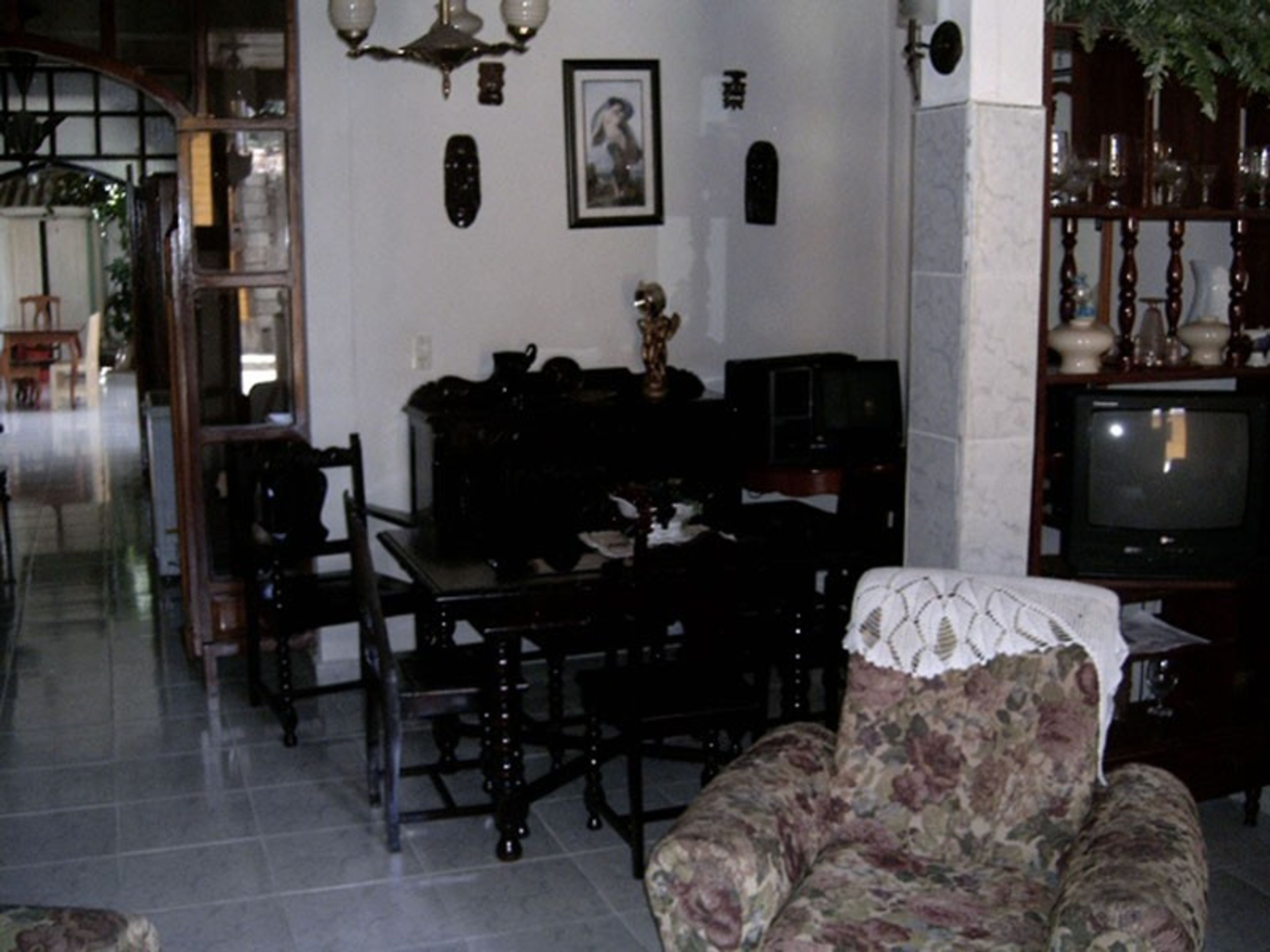 Casa Colonial Yalina y Gustavo, FLOR CROMBET, No. 125House living-dining room