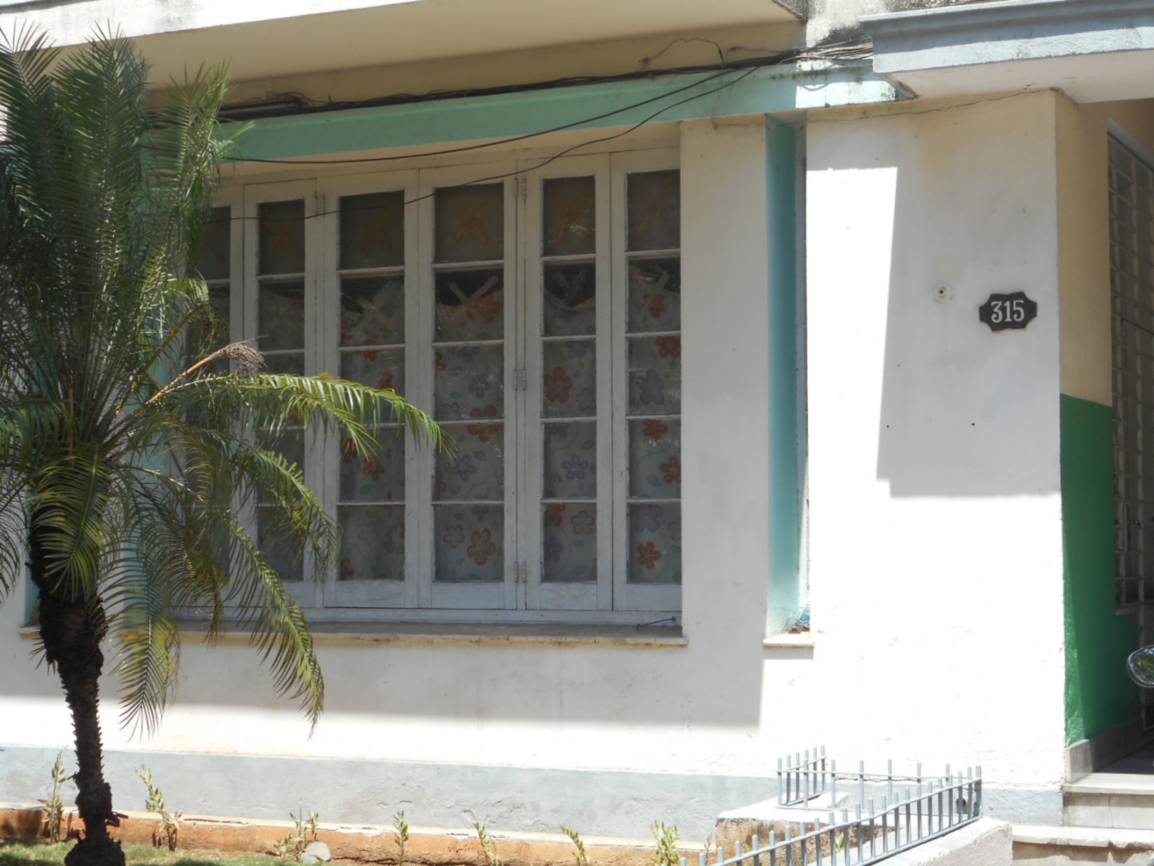 Дом Donde Olga,CALLE 18, No. 315Apartment's entrance view