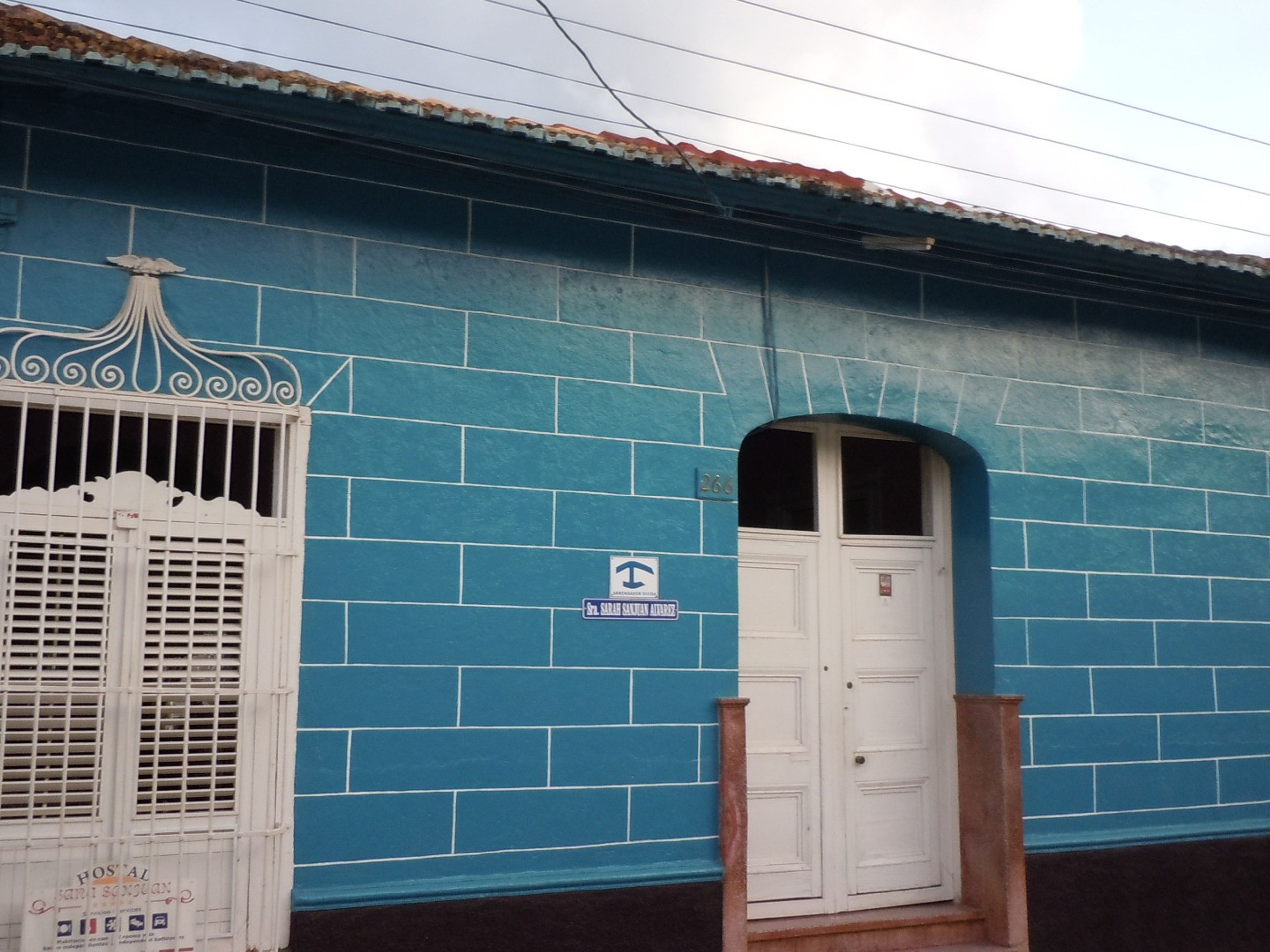 Hostal Sarah Sanjuán, SIMÓN BOLIVAR (Desengaño), No. 266