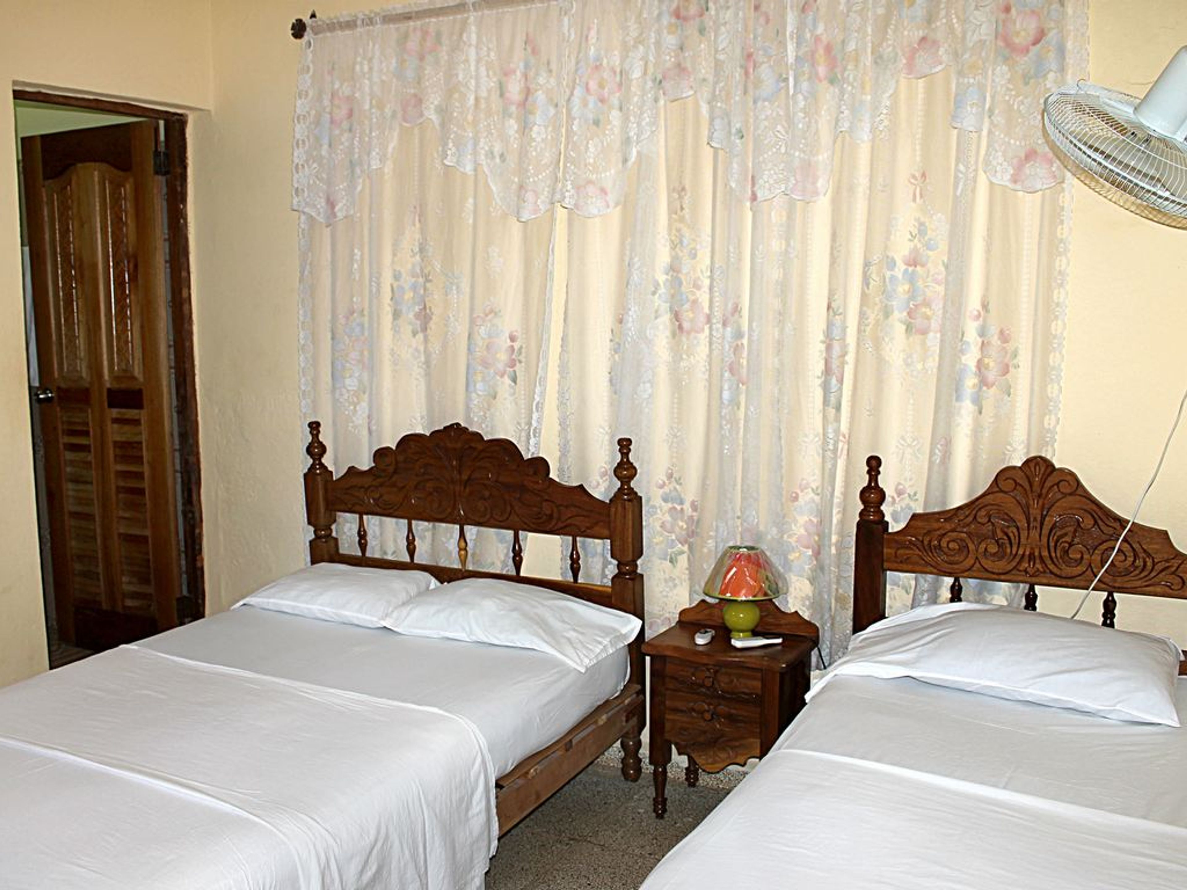 Casa Melian, JESÚS MENÉNDEZ (Alameda), No. 82Standard room