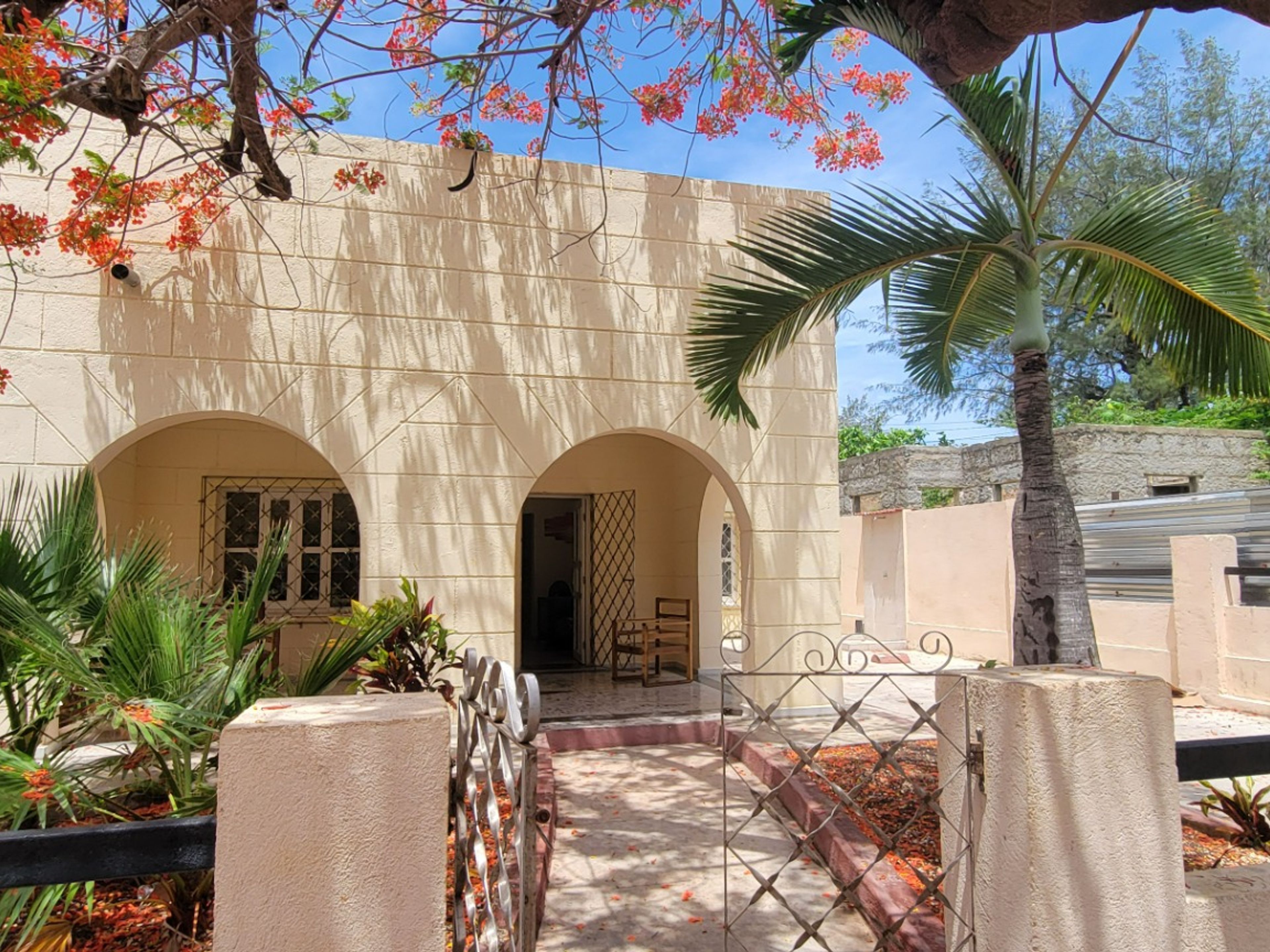 Casa 435 Acuazul, Calle 14