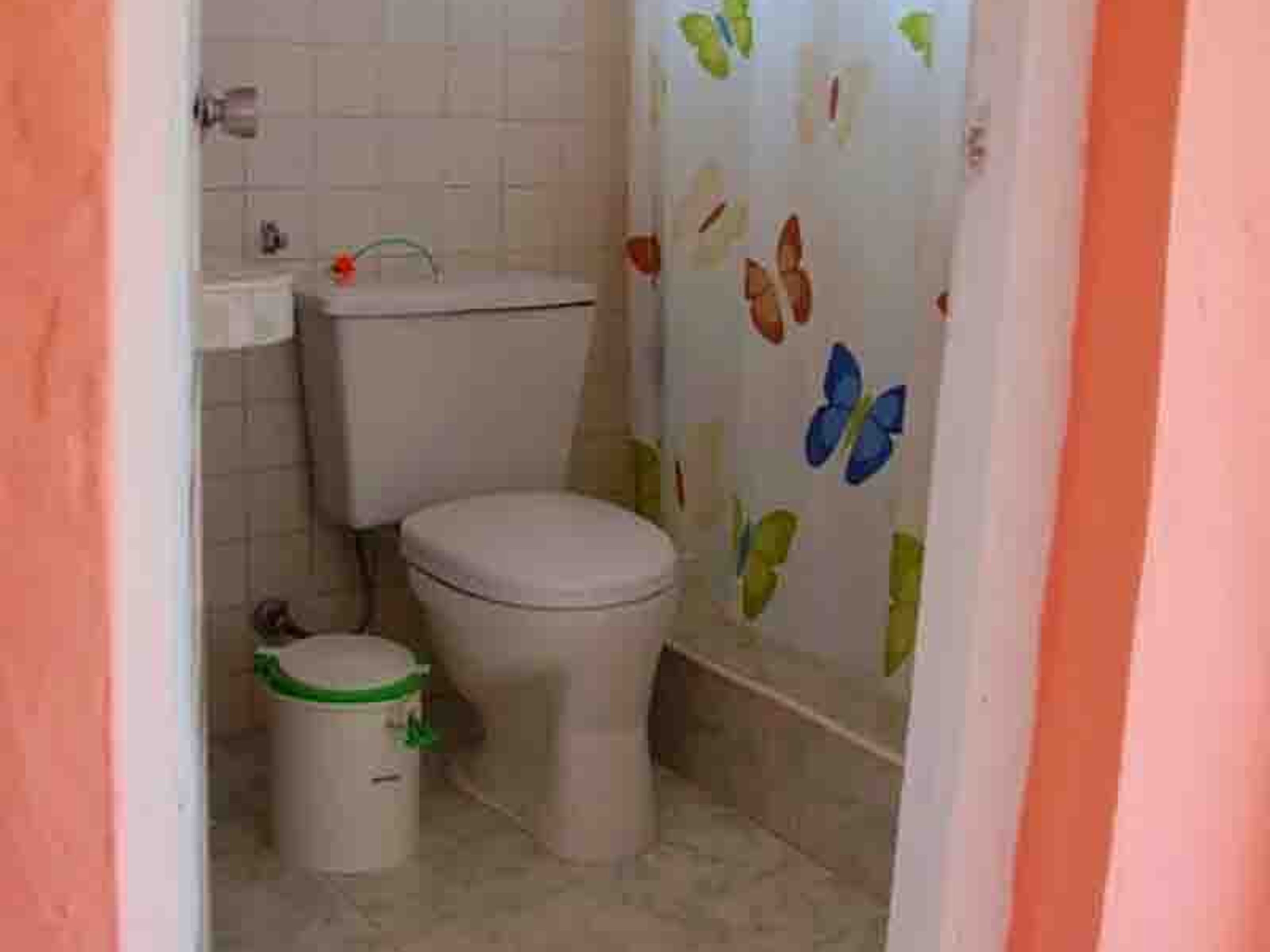 Casa Particular Martica y Papito, JOAQUIN PEREZ, No. 32 - Bathroom´s view
