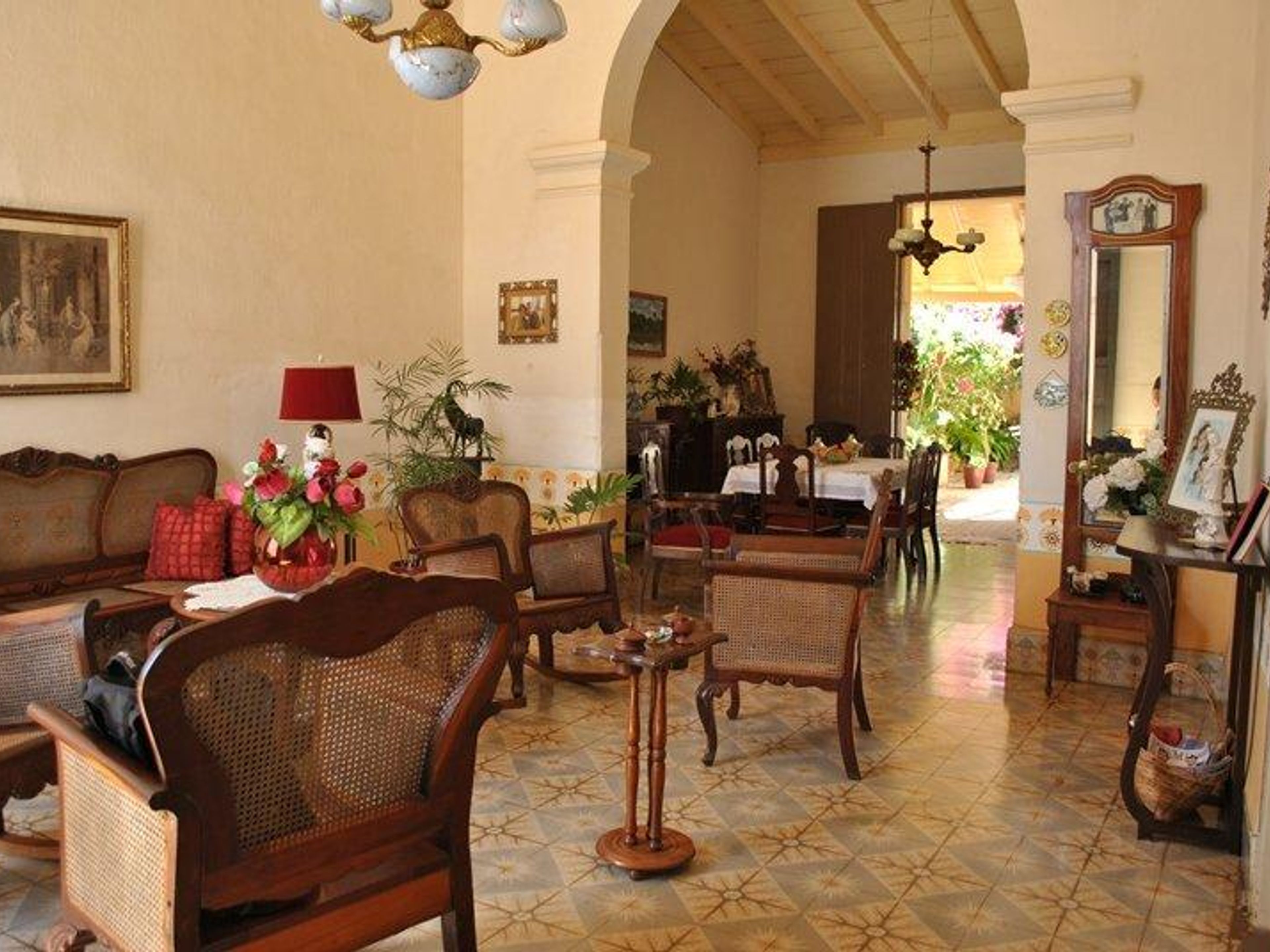 Hostal La Buganvilia, ANDRÉS DEL RIO, No. 46House living room