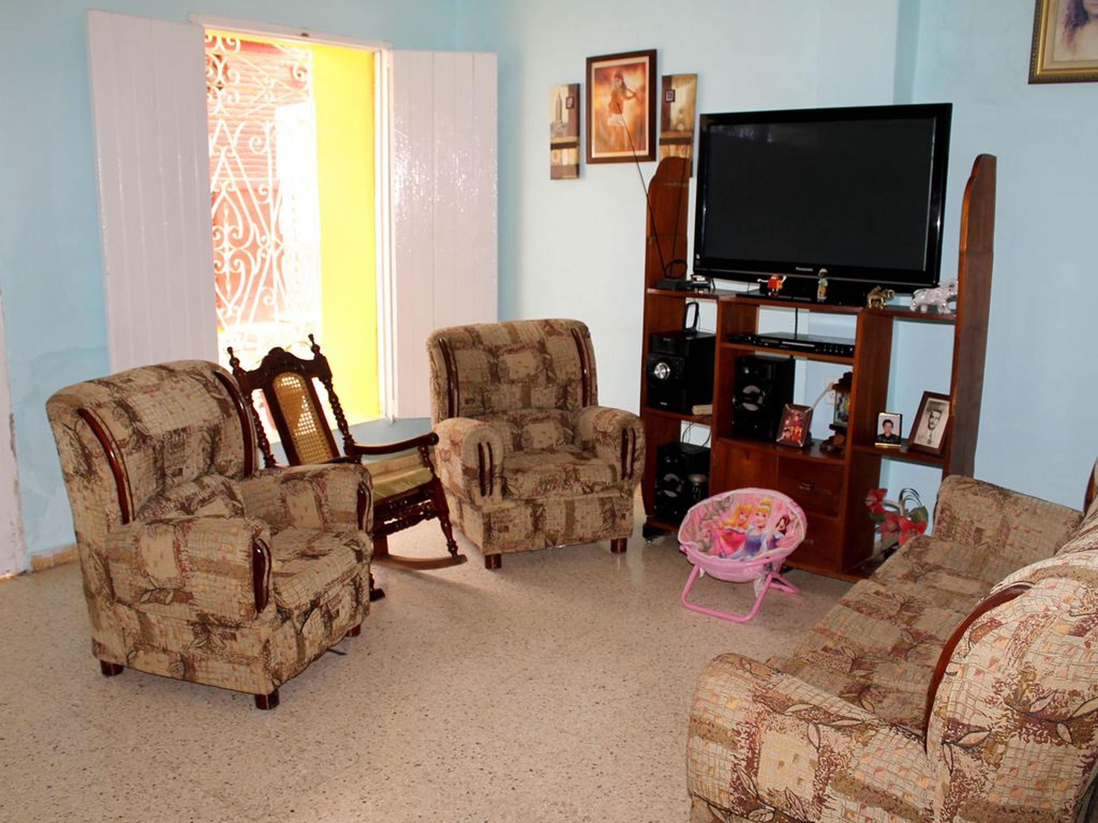 Hostal Cielo Azul, CLEMENTE PEREIRA (Cruz Verde), No. 21House's living room