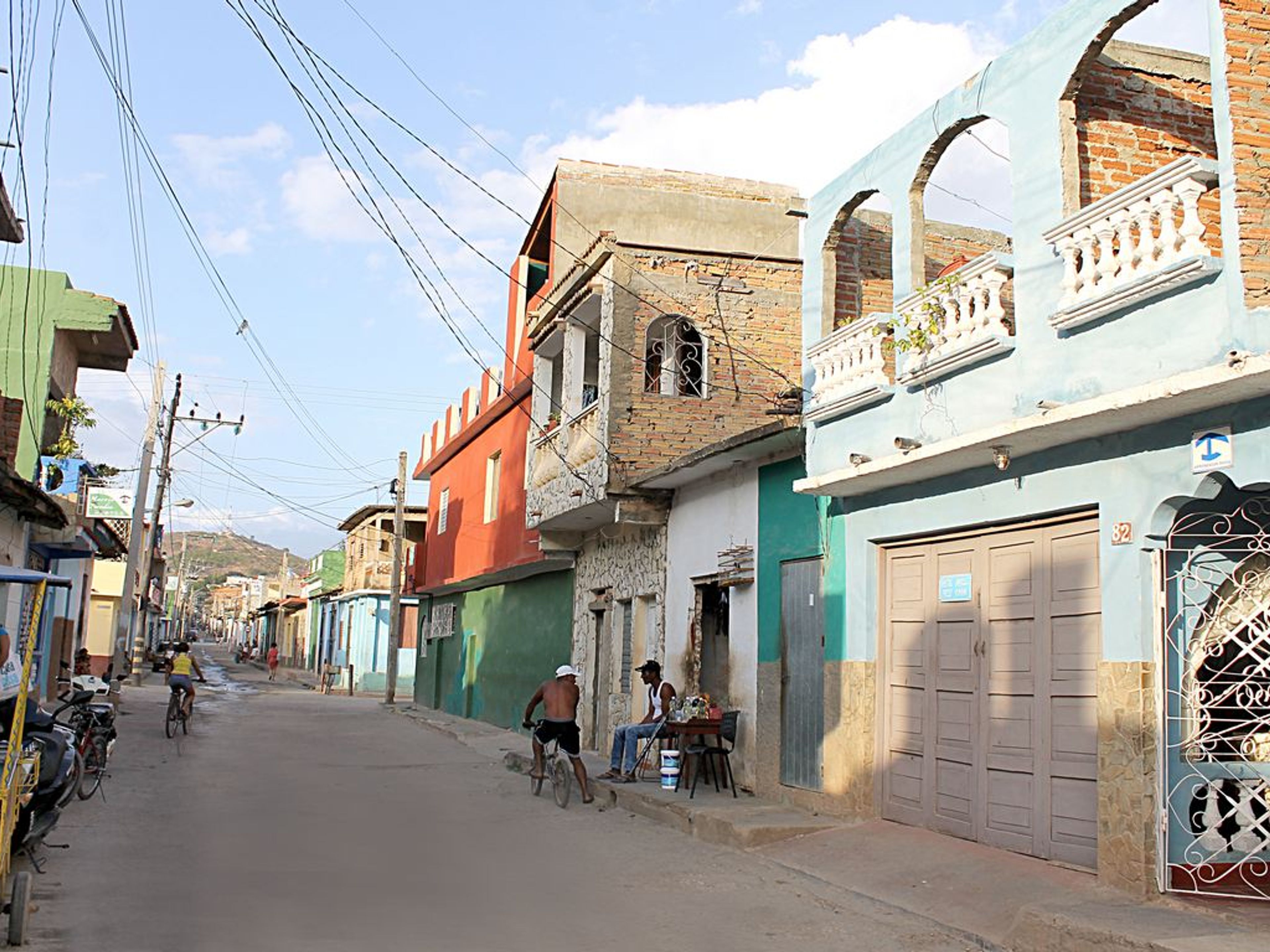 Hostal Don Borrell, FRANCISCO JAVIER ZERQUERA (Rosario), No.82Trinidad old city and house's panoramic view