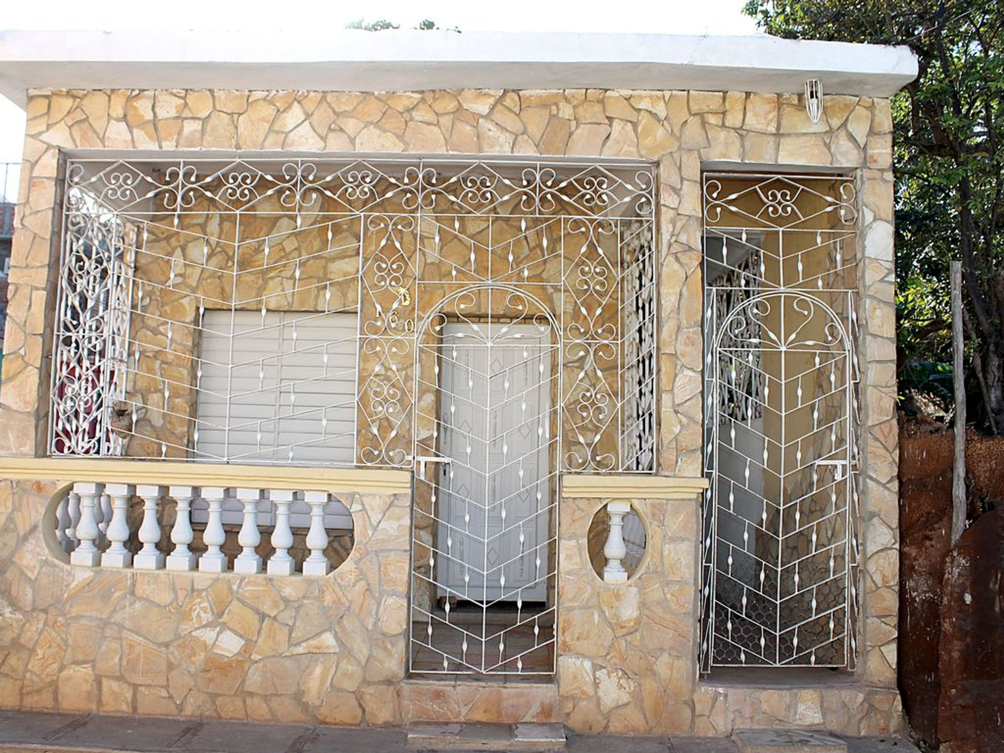 Hostal El Corojo, ANTONIO DUMÉNICO (Carret), No.160