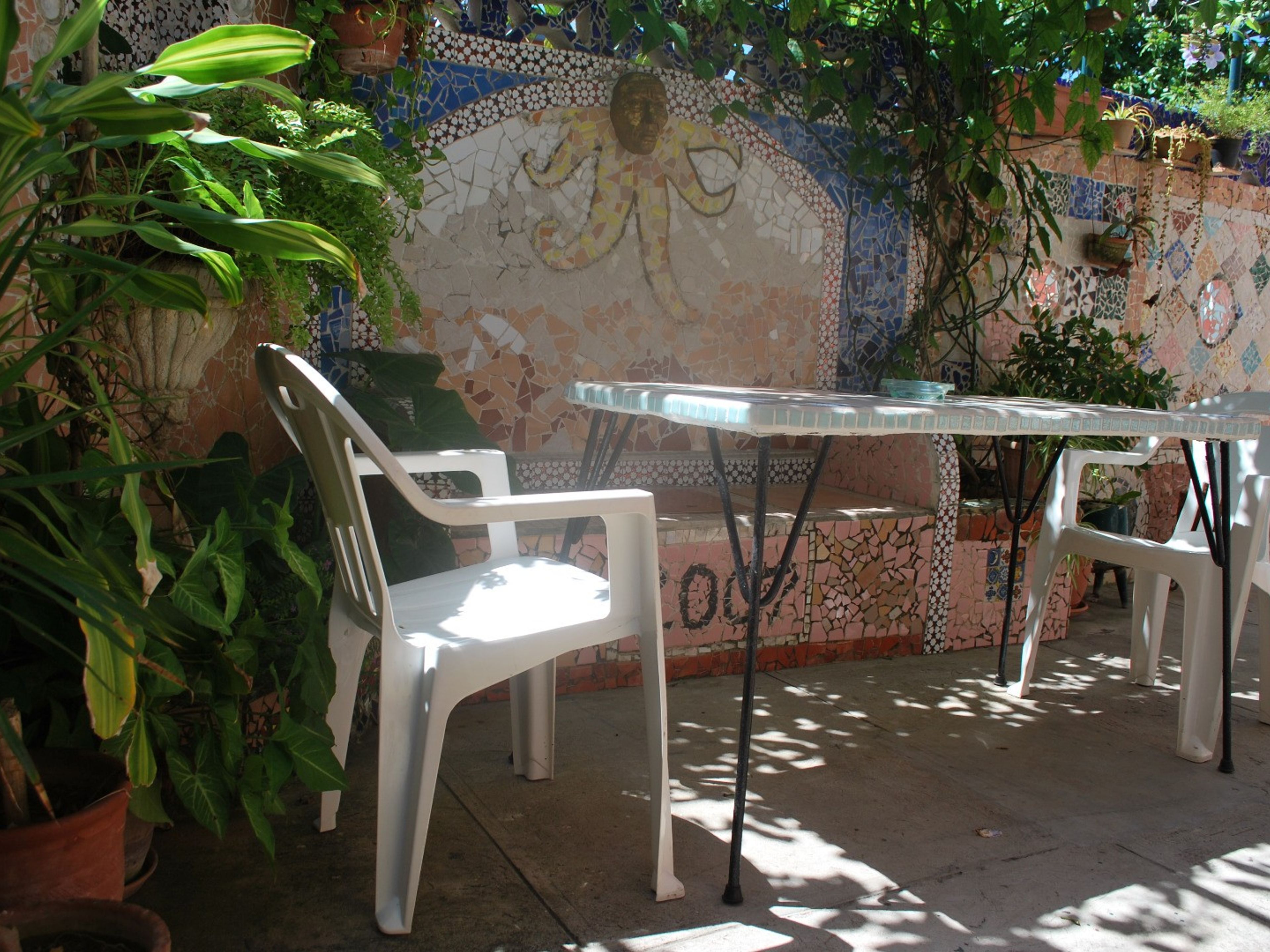 Casa Marlyn, AVENIDA PLAYA, No. 3206 - Inside patio view
