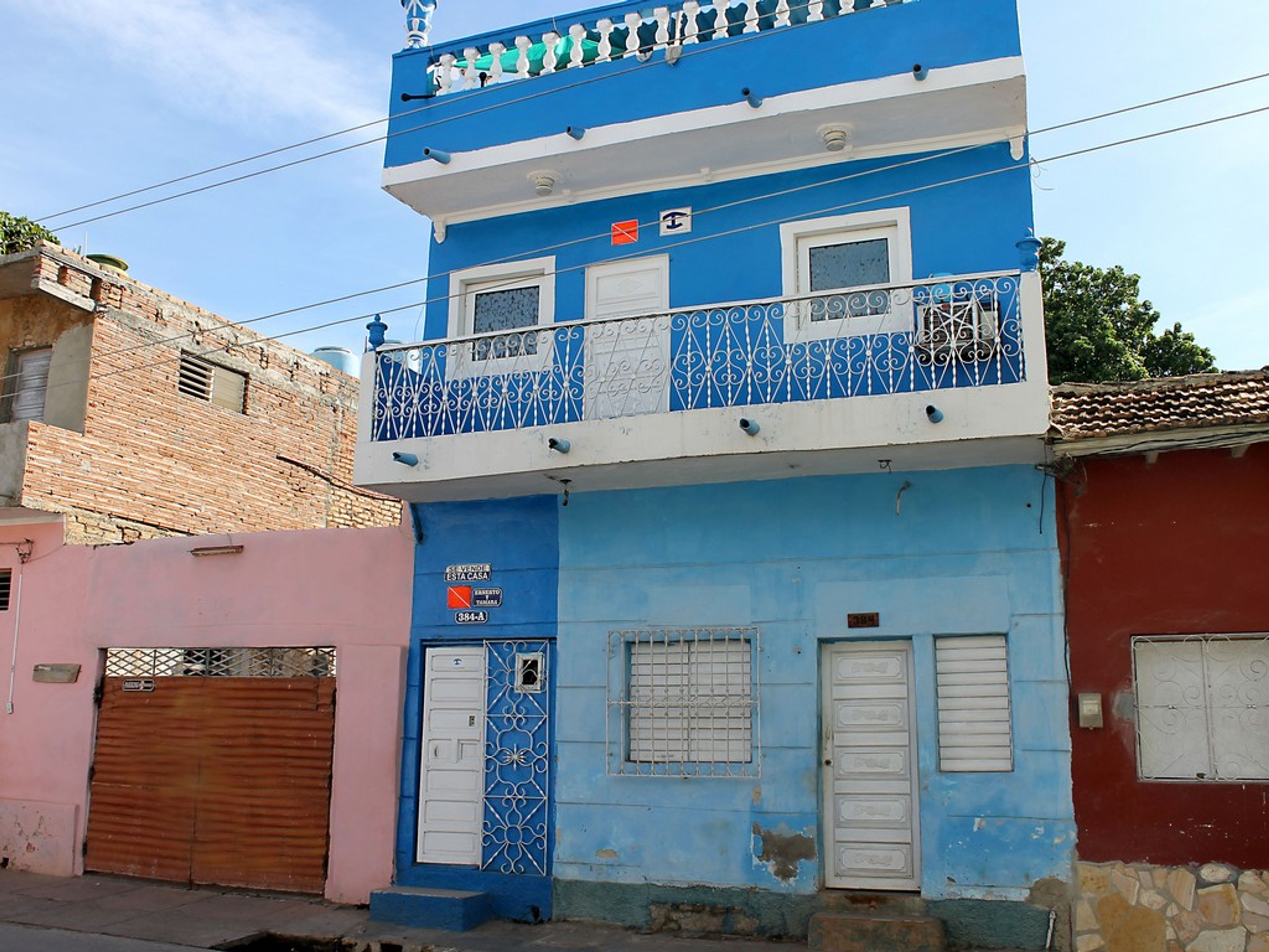 Hostal Ernesto y Tamara, FRANK PAÍS (Del Carmen), No. 384-A