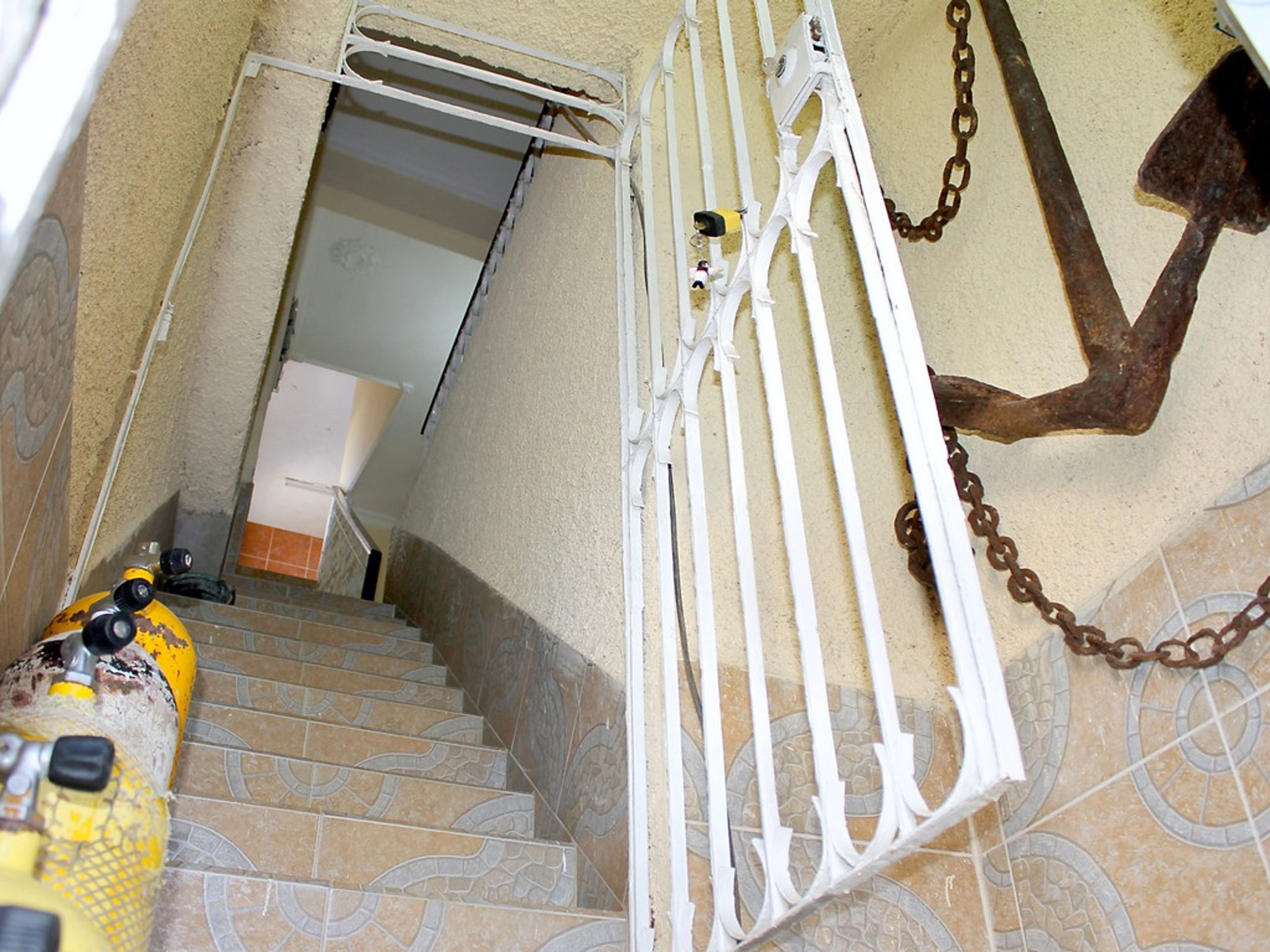 Hostal Ernesto y Tamara, FRANK PAÍS (Del Carmen), No. 384-AHouse's entrance view