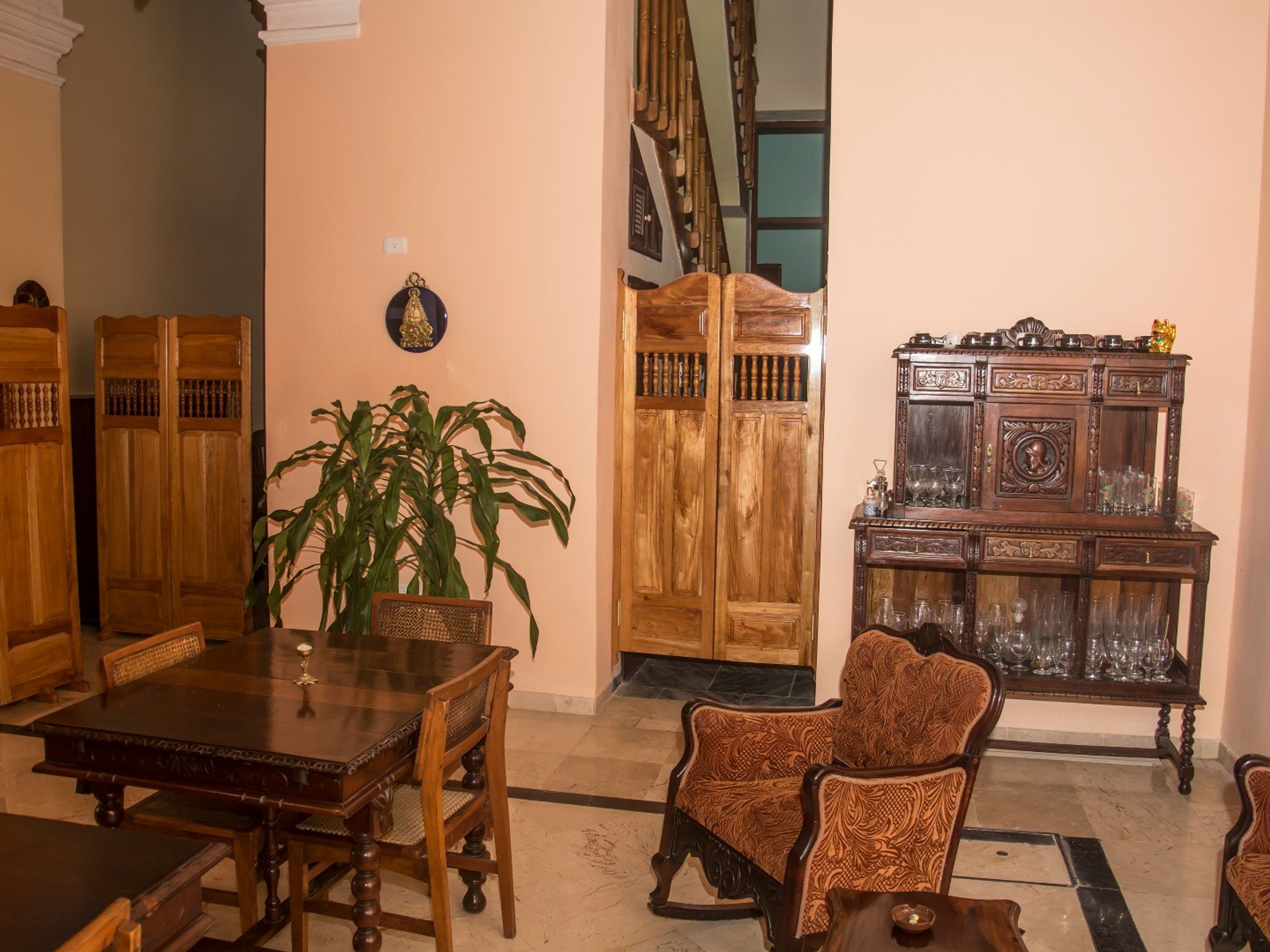 Hostal El Encanto de Perseverancia, PERSEVERANCIA, No. 156 - House details