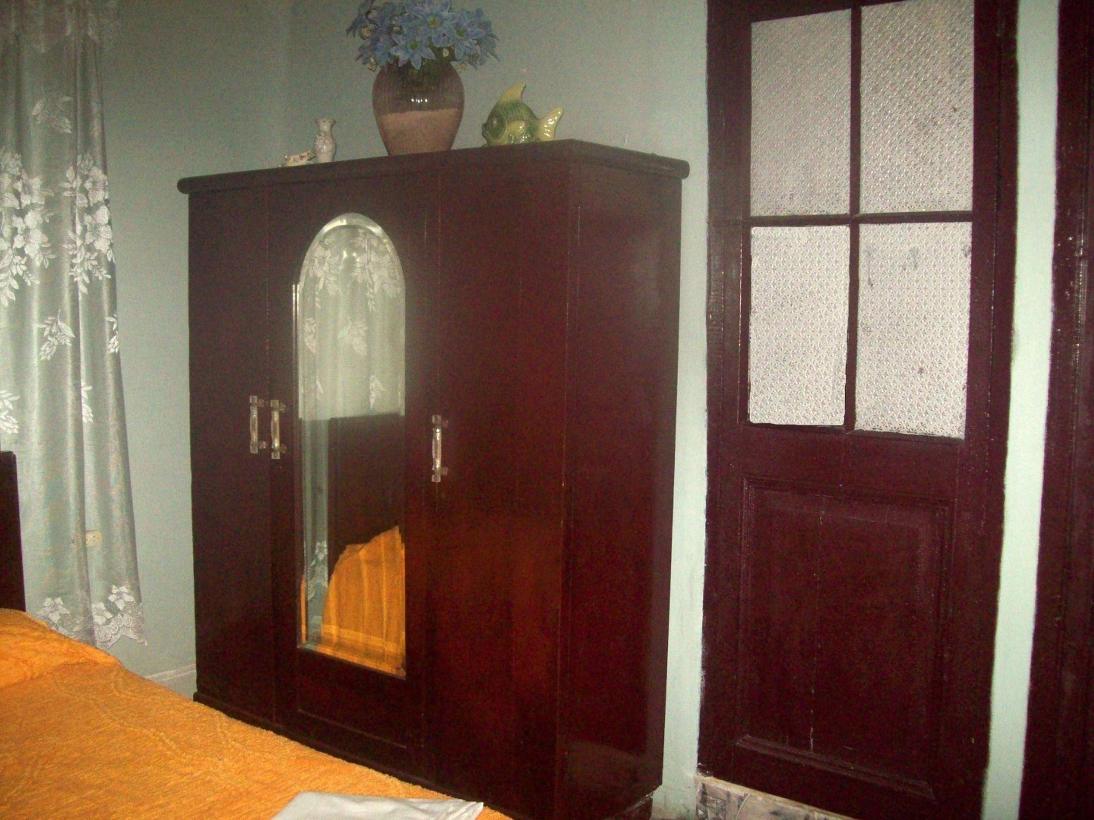 Hostal El Mirador, CALLE 37, No. 37Room's details