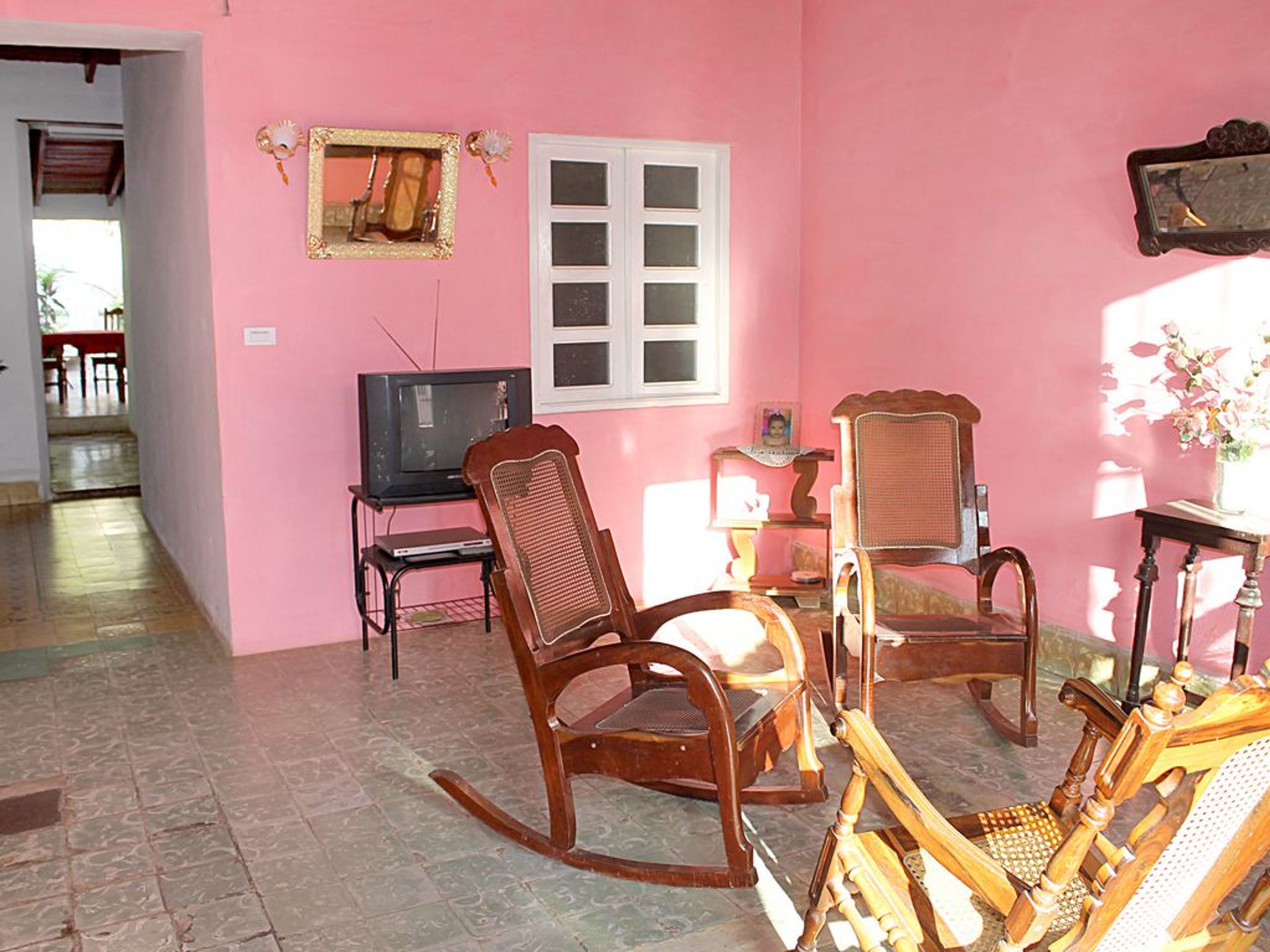 Hostal Sueño Tropical, PEDRO ZERQUERA (Callejón del Aguacate ), No.116House's living room