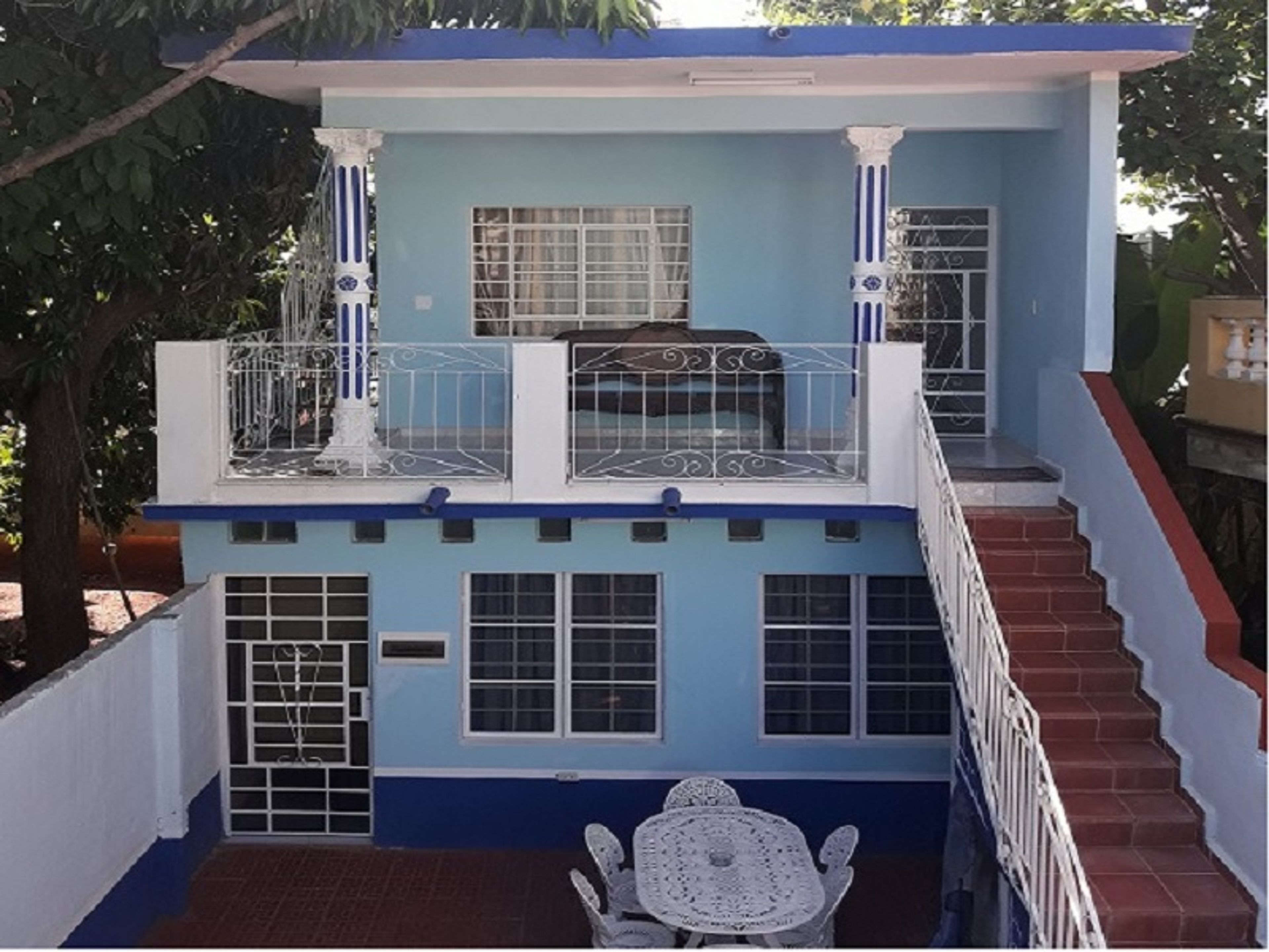 Hostal Neivy y Familia, ANTONIO GUITERAS (Mercedes), No. 12-A