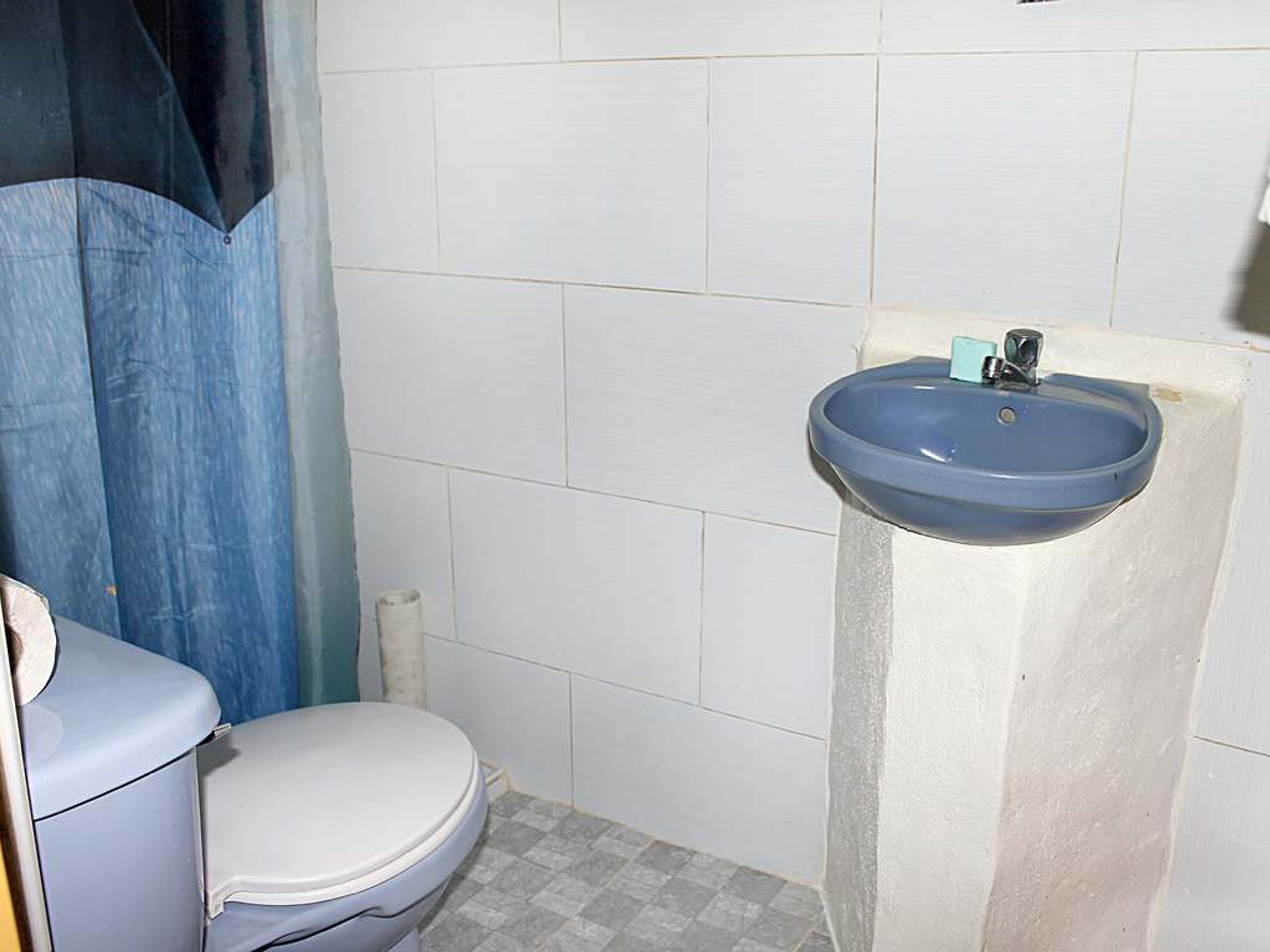 Hostal Restaurante El Ranchón, SIMÓN BOLÍVAR (Desengaño), No. 77Bathroom's 1 view