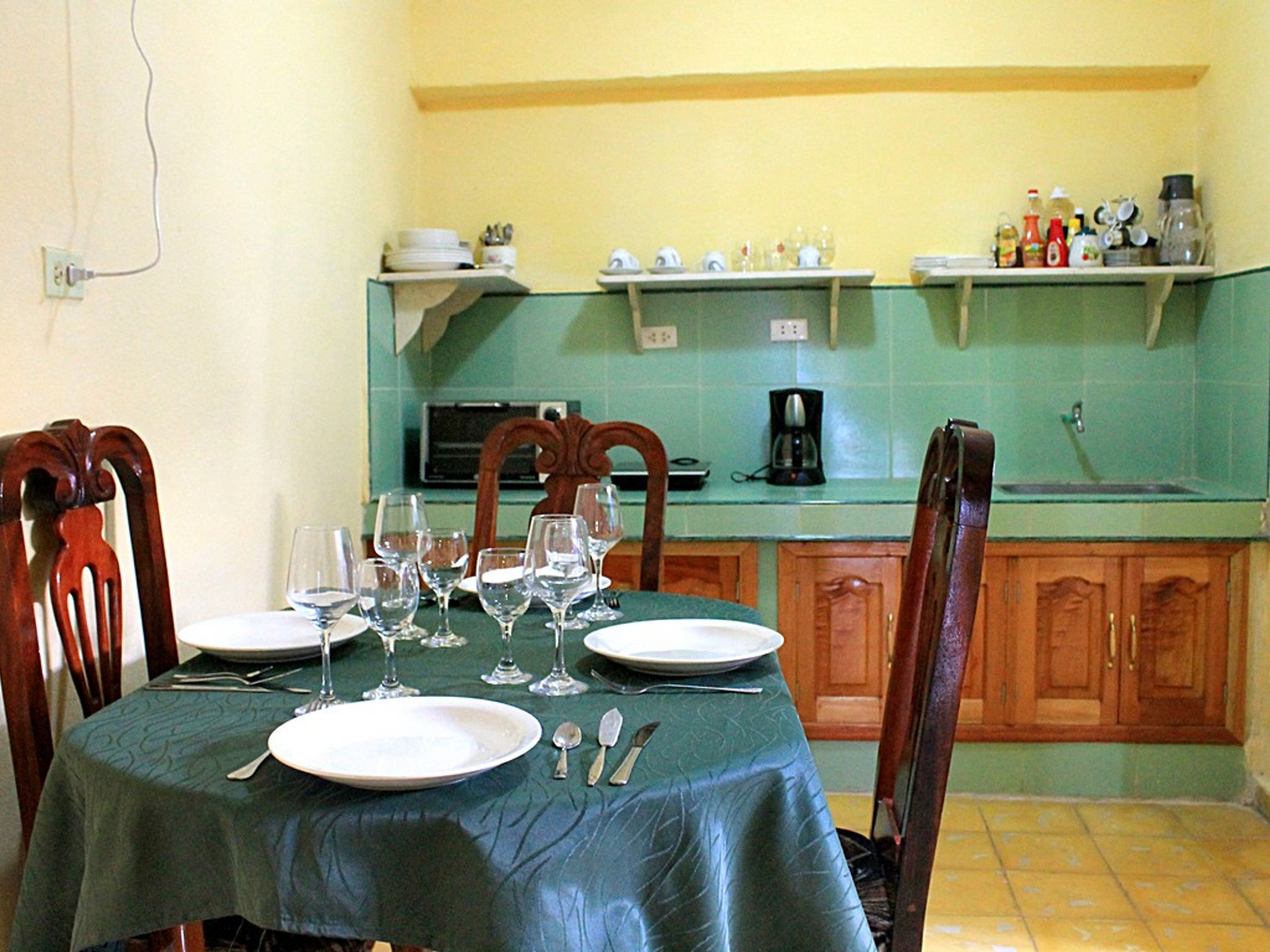 Hostal La Lorena, GRACIA, No. 163-A