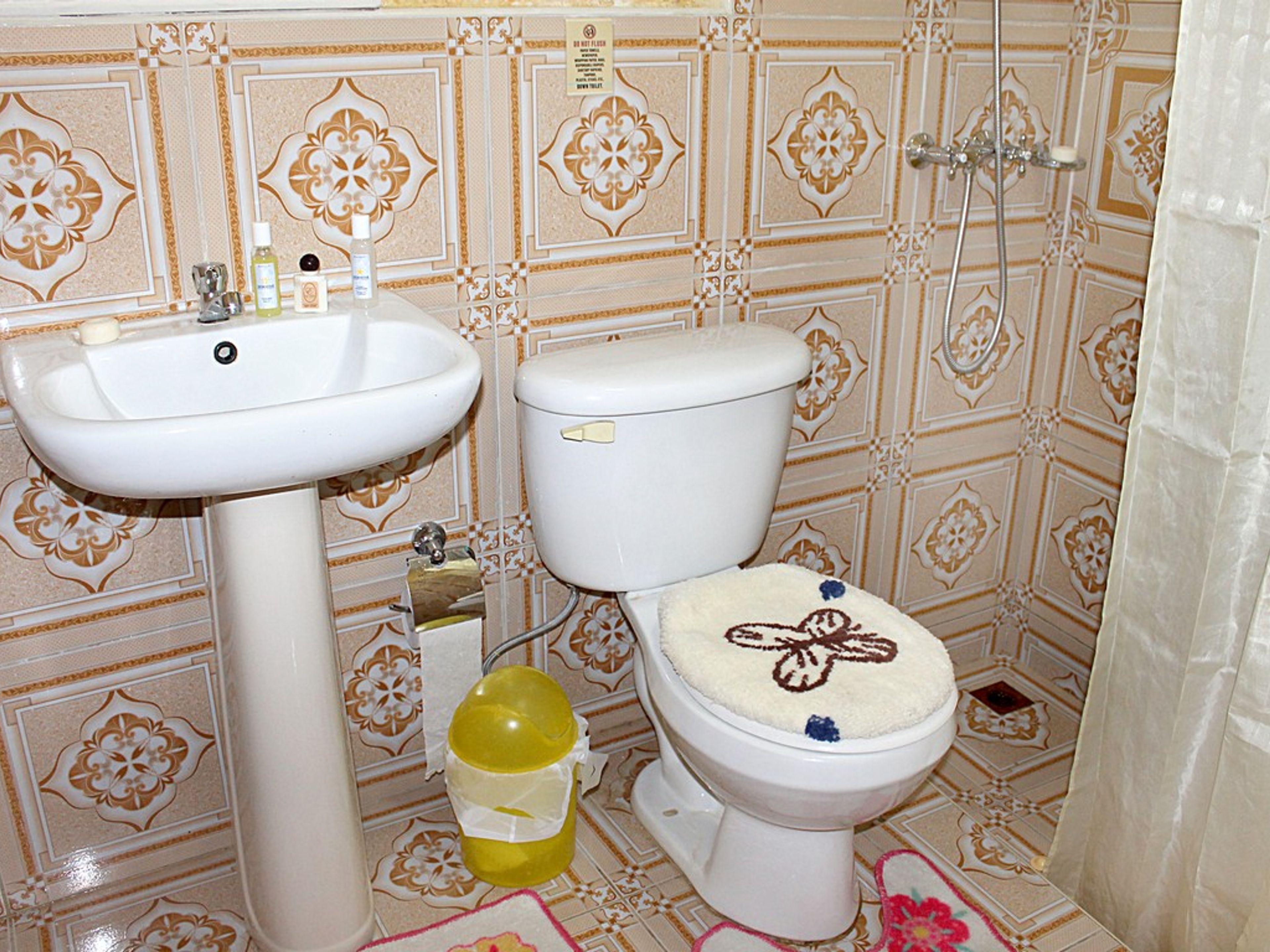 Hostal La Lorena, GRACIA, No. 163-Anull