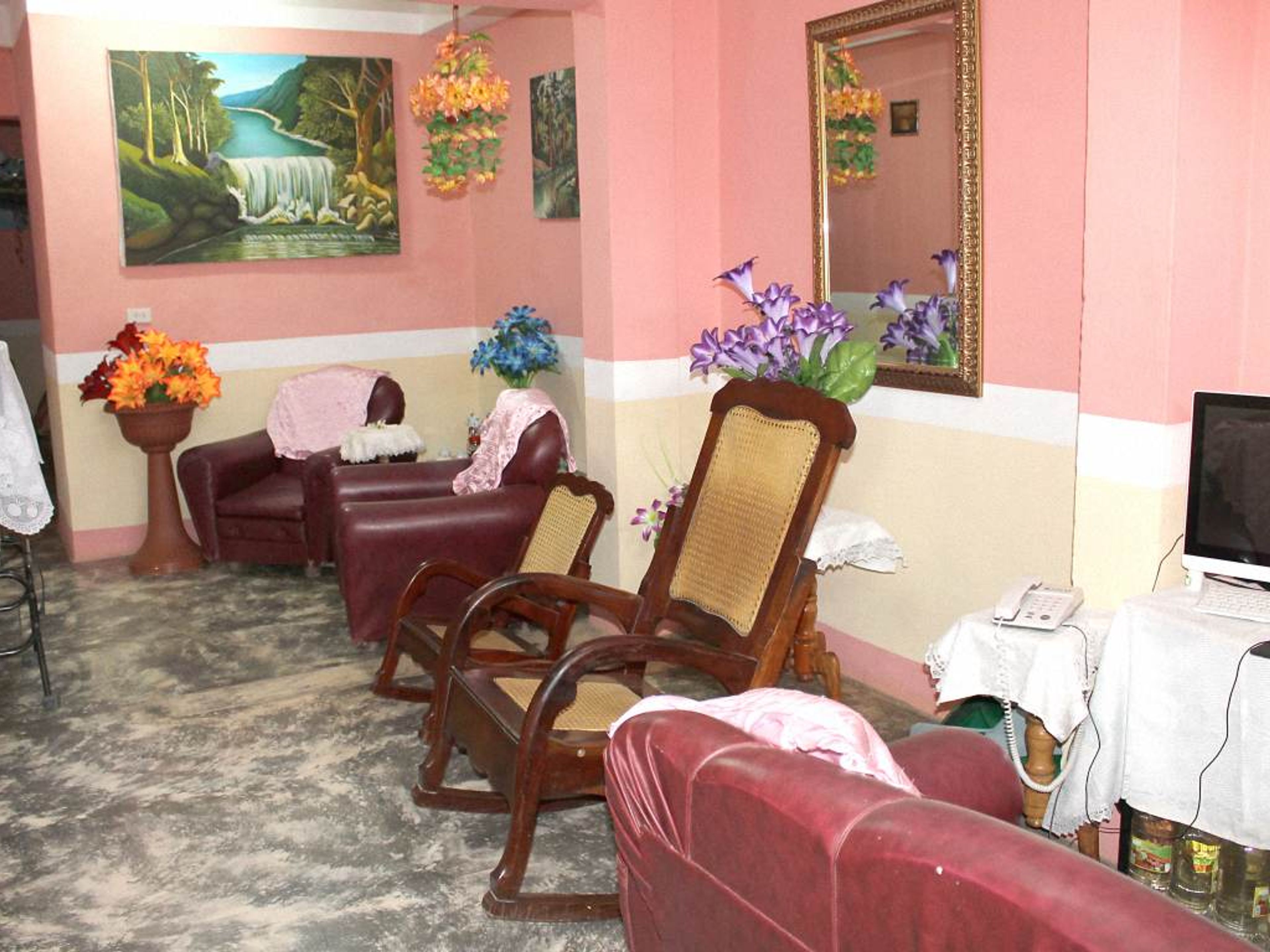 Hostal Martha y Lázaro, SIMÓN BOLÍVAR (Desengaño) , No. 108 - House's living room