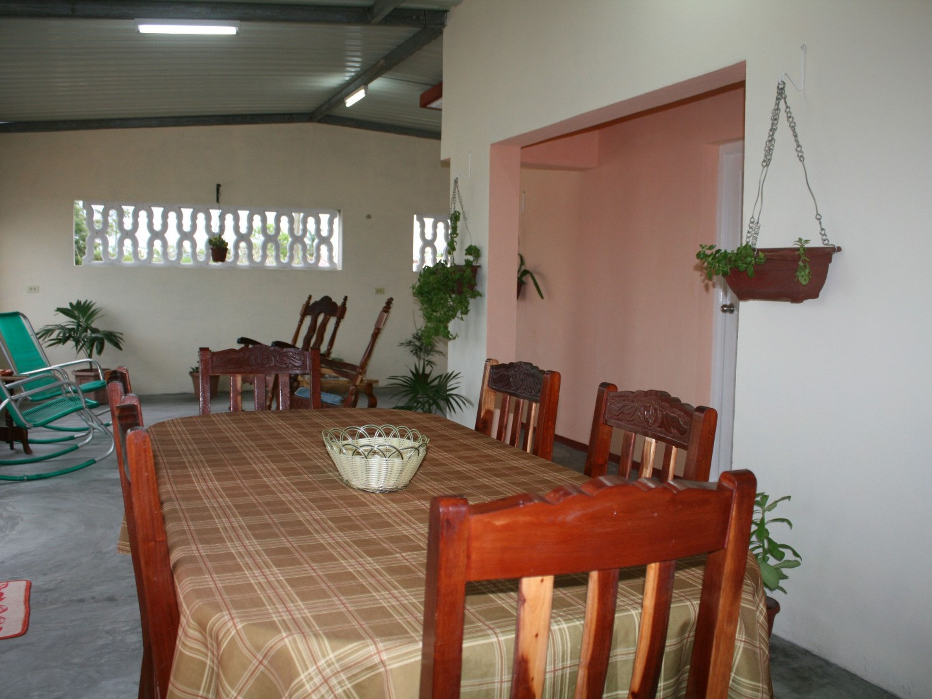 Hostal Iliana y Damian, PLAYA GIRÓNHouse's dinning room