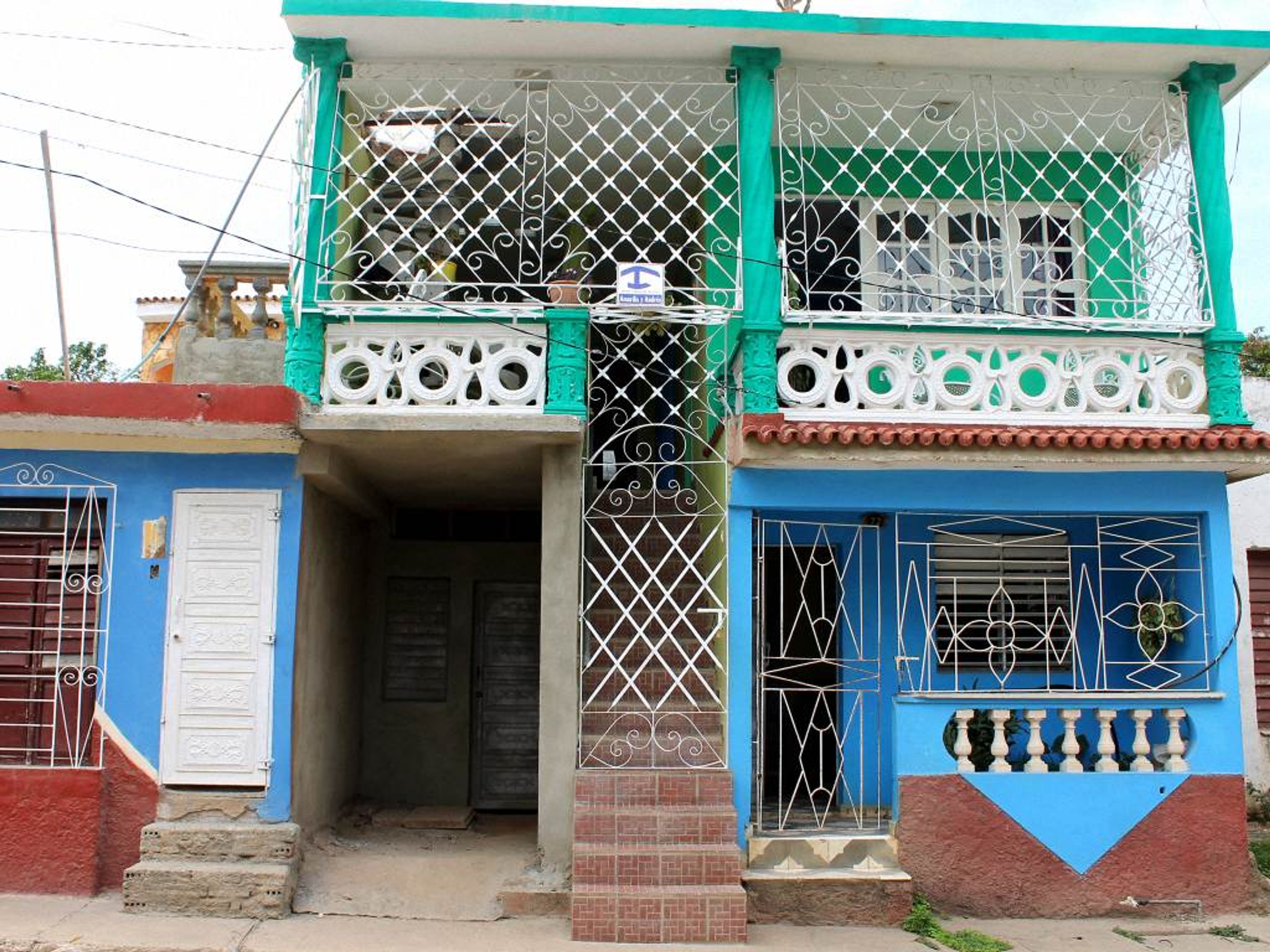 Hostal Amarilys y Andres, CALLEJÓN DE LAS ANGARILLAS, No. 72