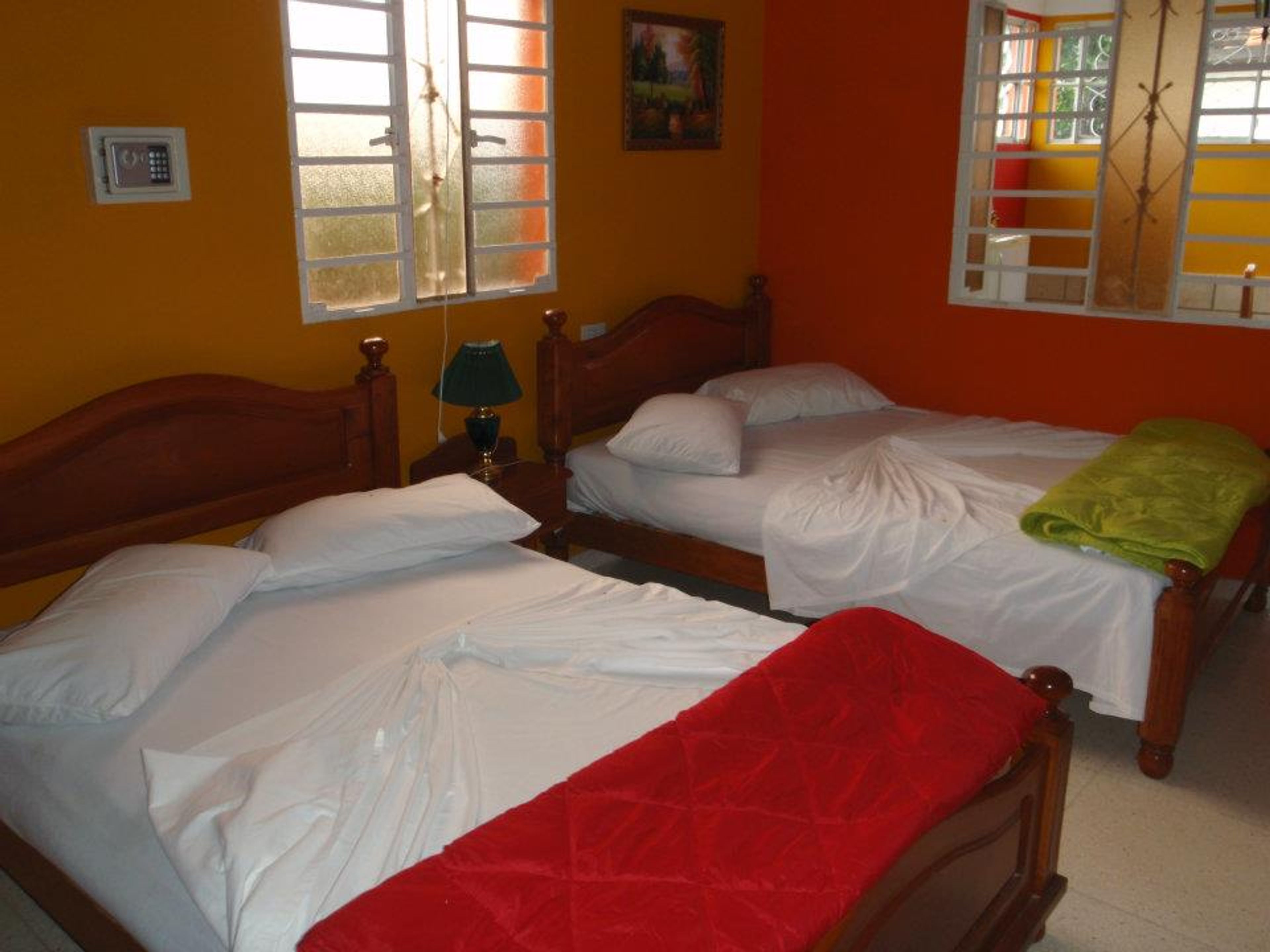 Casa Arcoiris, SALVADOR CISNEROS, No. 15Standard room 1