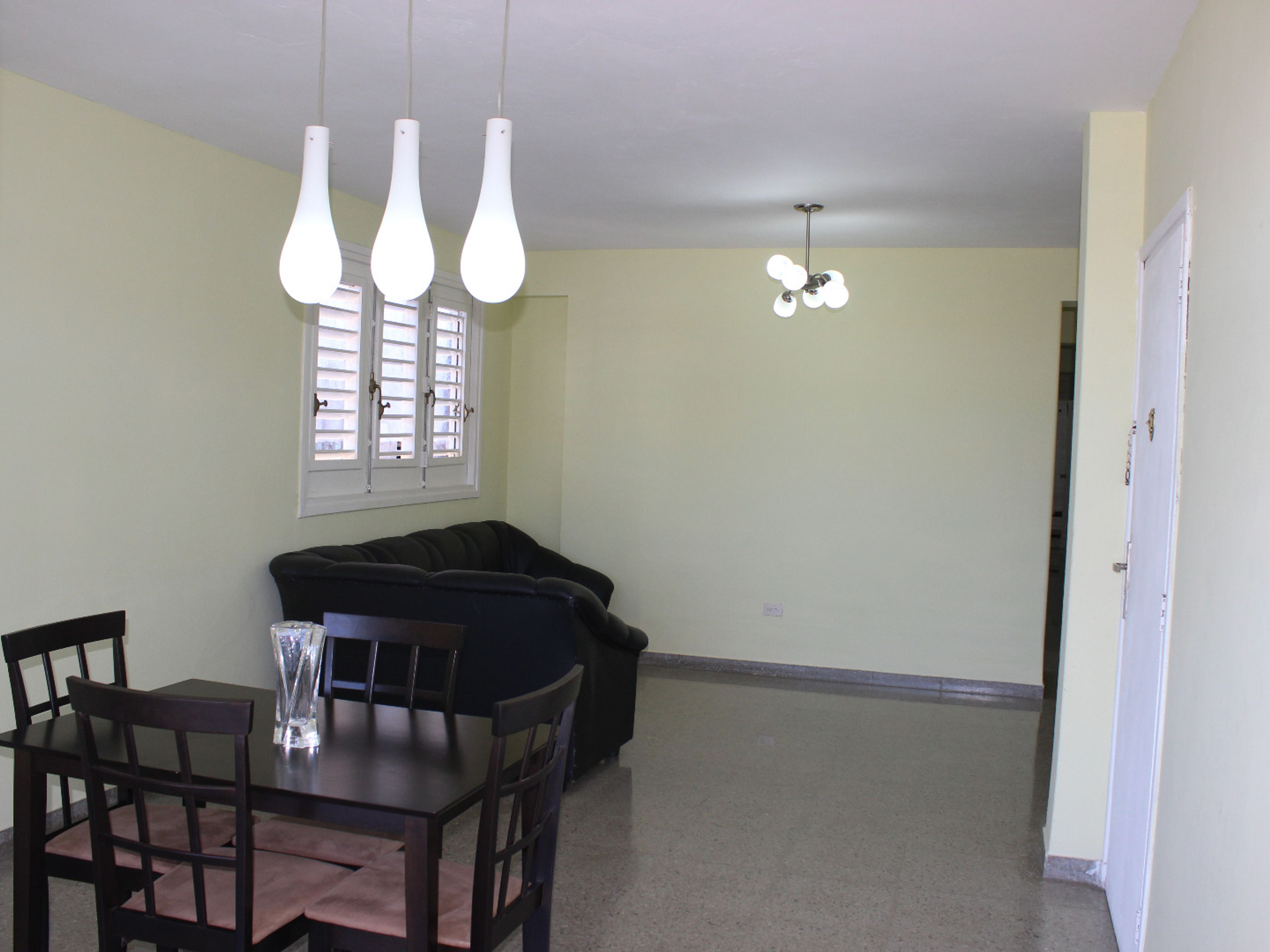 Héctor´s House, CALLE 34, No. 2104Apartment's living and dinning room