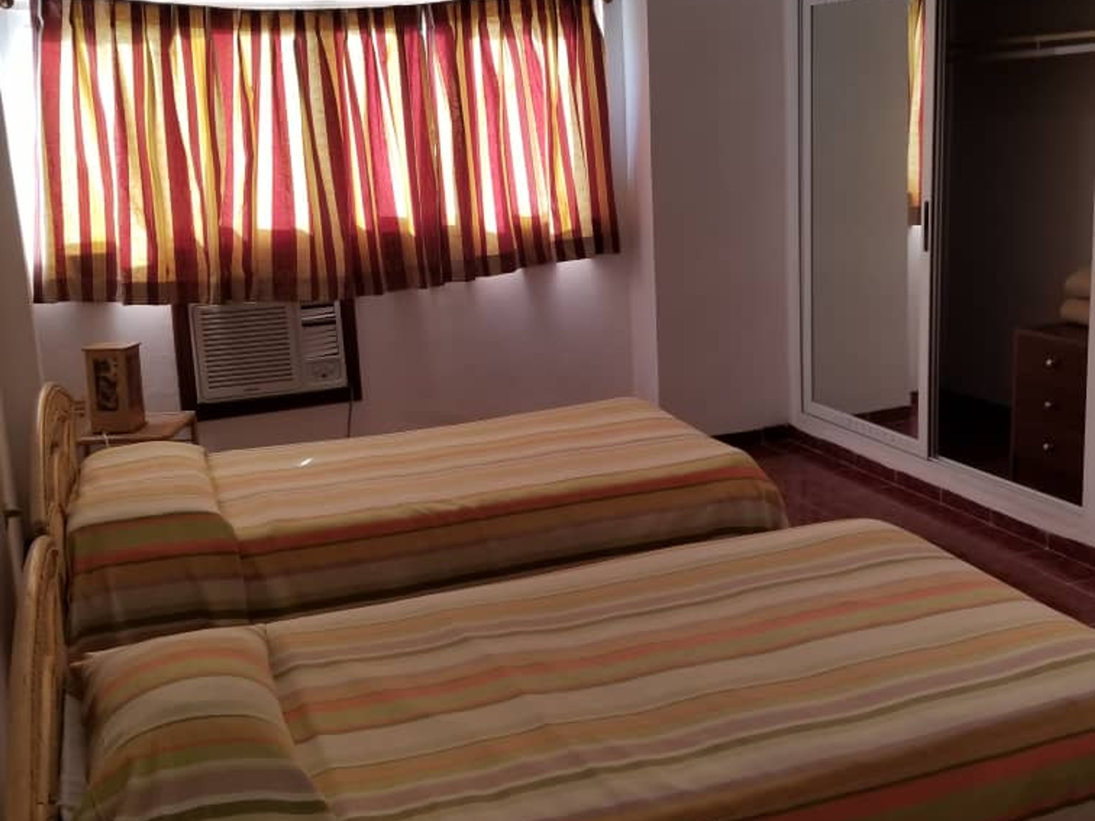 Villa Sirena, TARARÁ, No. 305