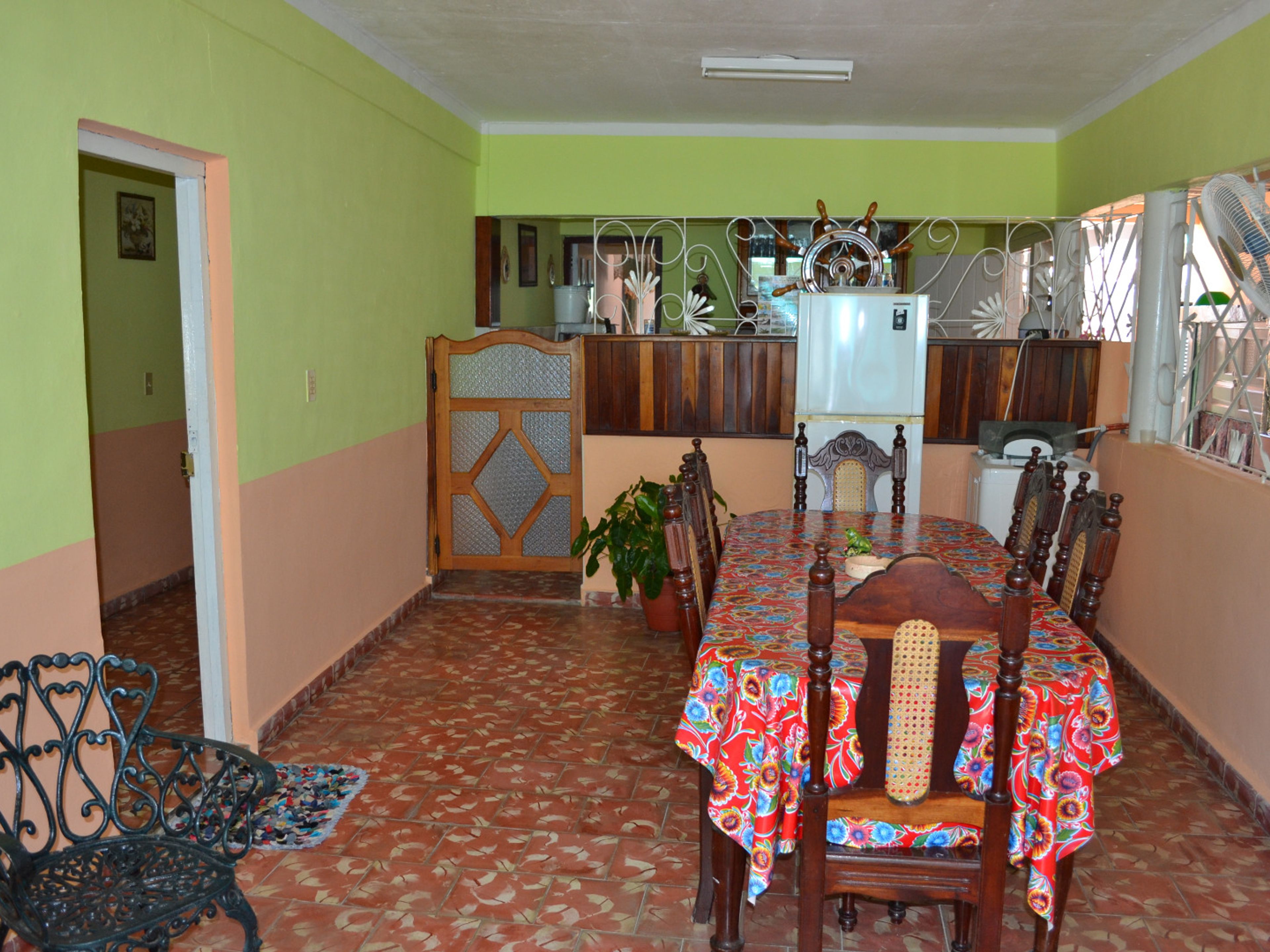Hostal Lourdes & Vilma, PLAYA GIRÓNHouse's living room
