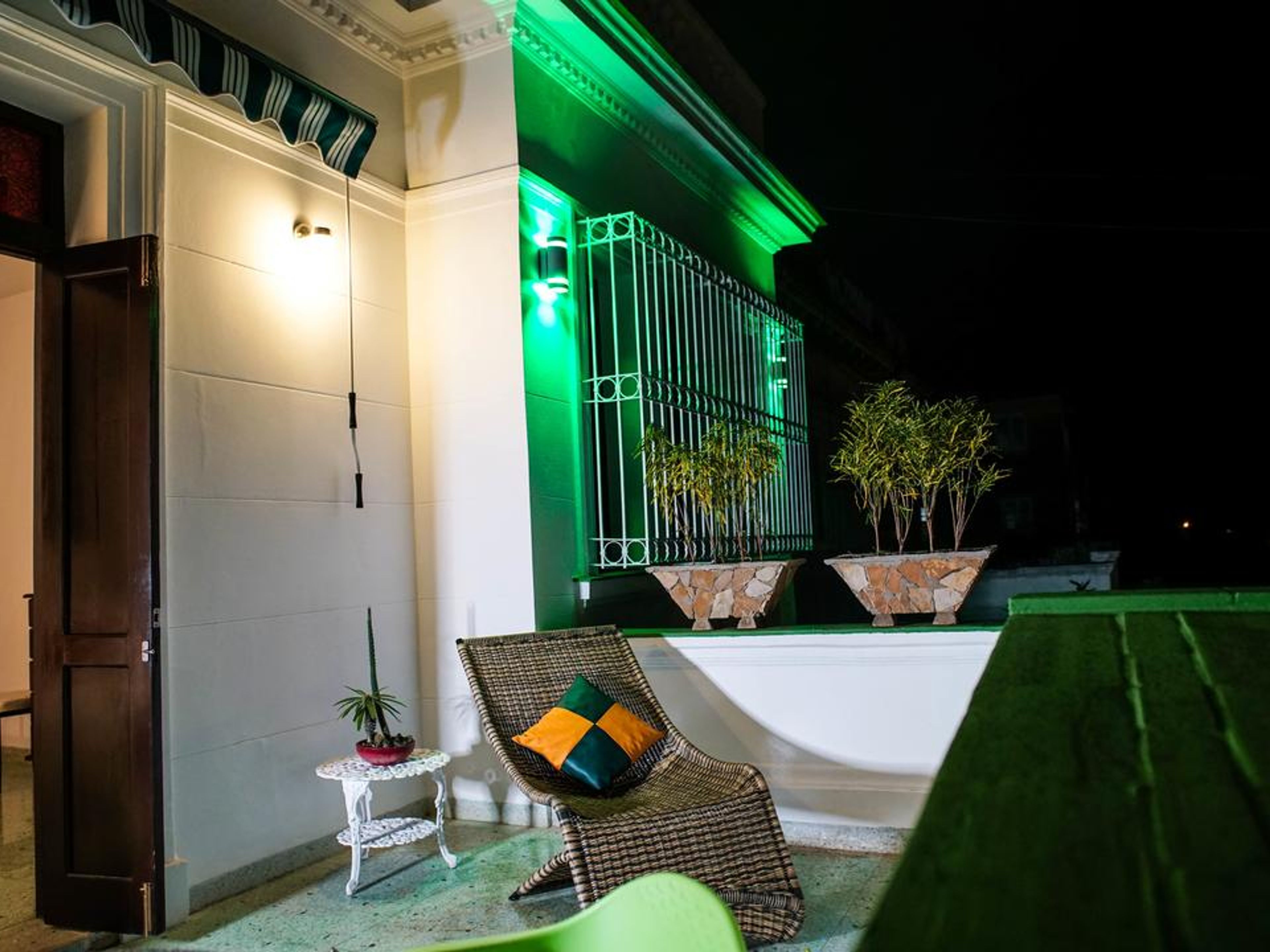 Hostal Alas B&B Habana, CALLE 30, No. 2704House´s terrace details