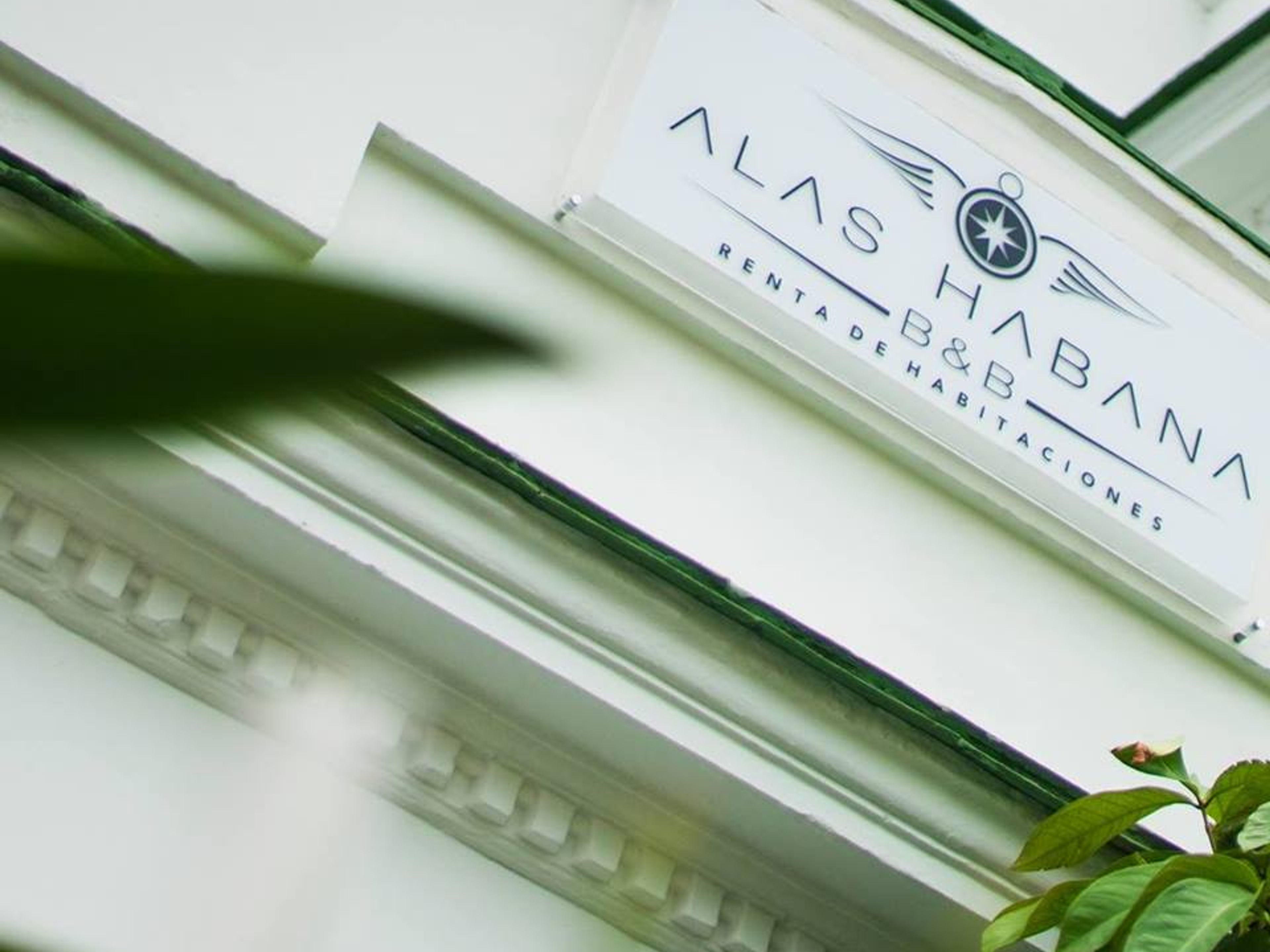 Hostal Alas B&B Habana, CALLE 30, No. 2704House´s details