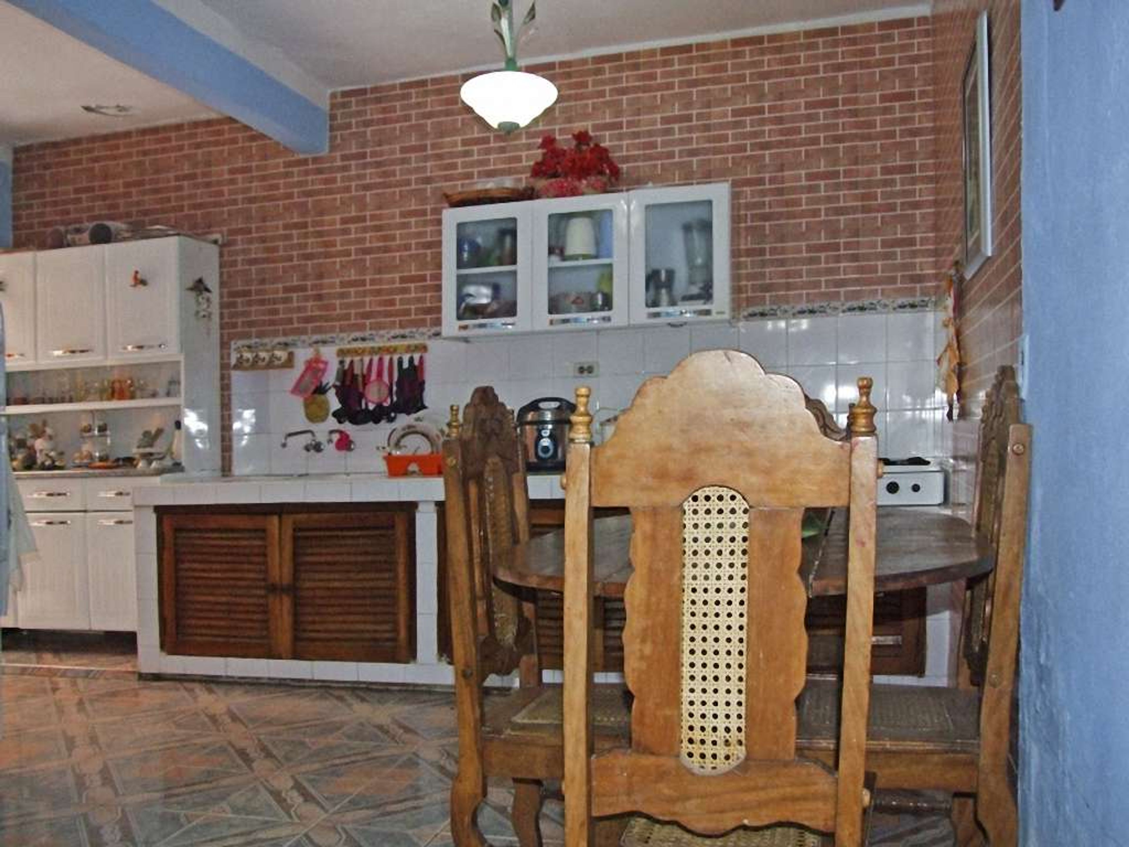 Hostal Rigo, FRANCISCO GÓMEZ TORO (Peña), No. 8House's kitchen view