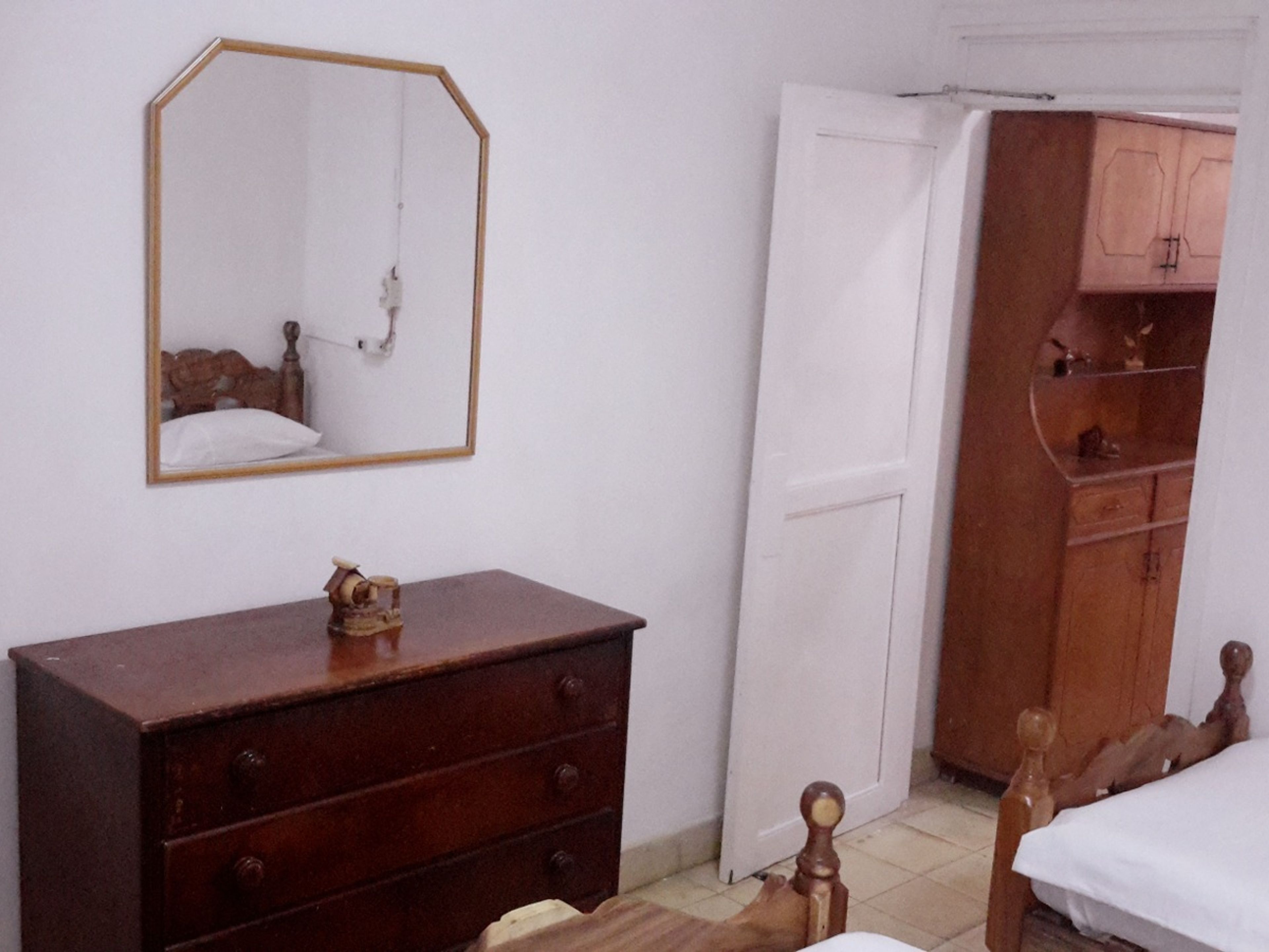 Casa Celia Maria, EMPEDRADO, No. 503Room´s details