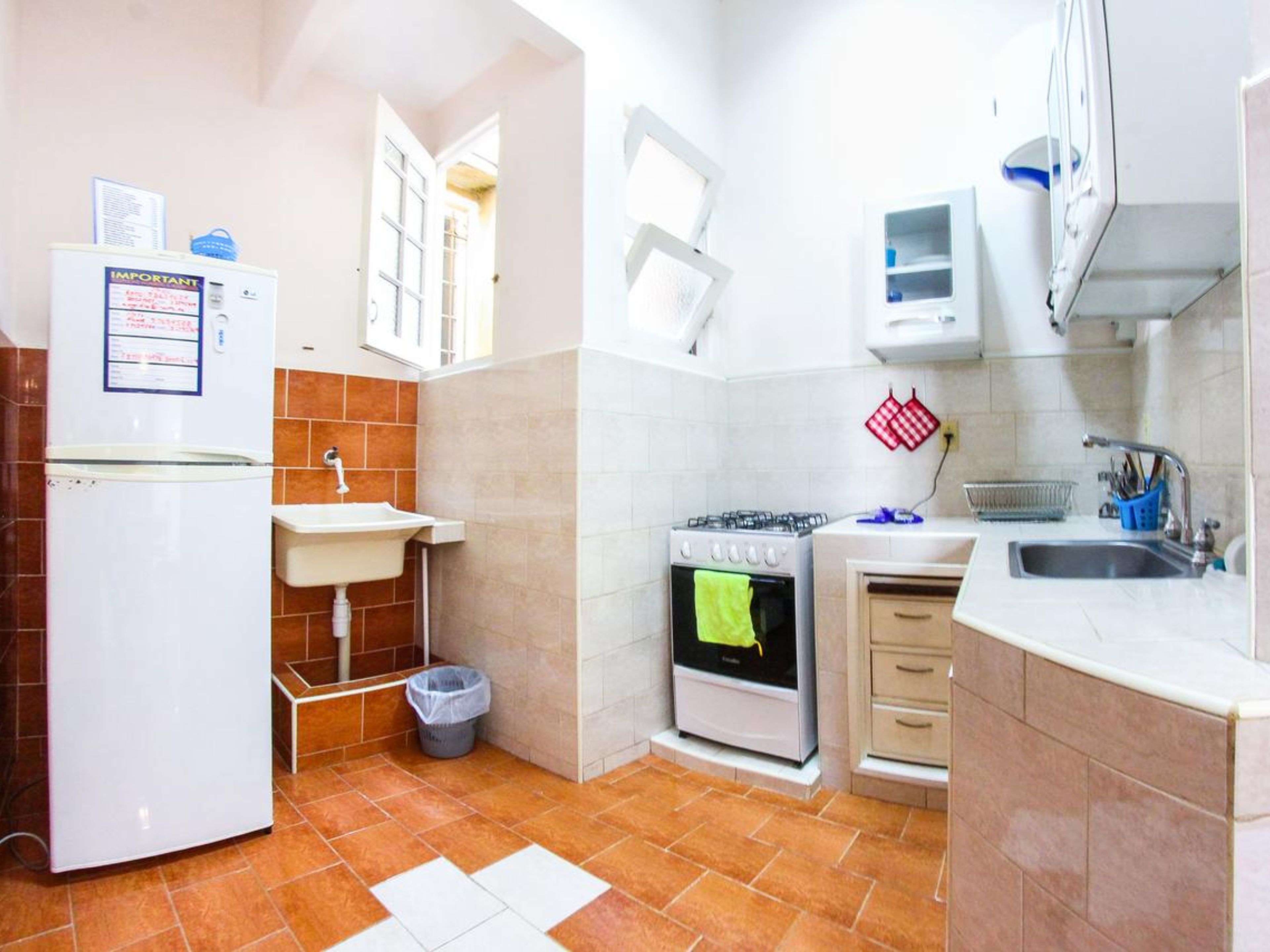 Apartamento Céntrico y Sorprendente, SAN NICOLAS, No. 262Apartment's kitchen view