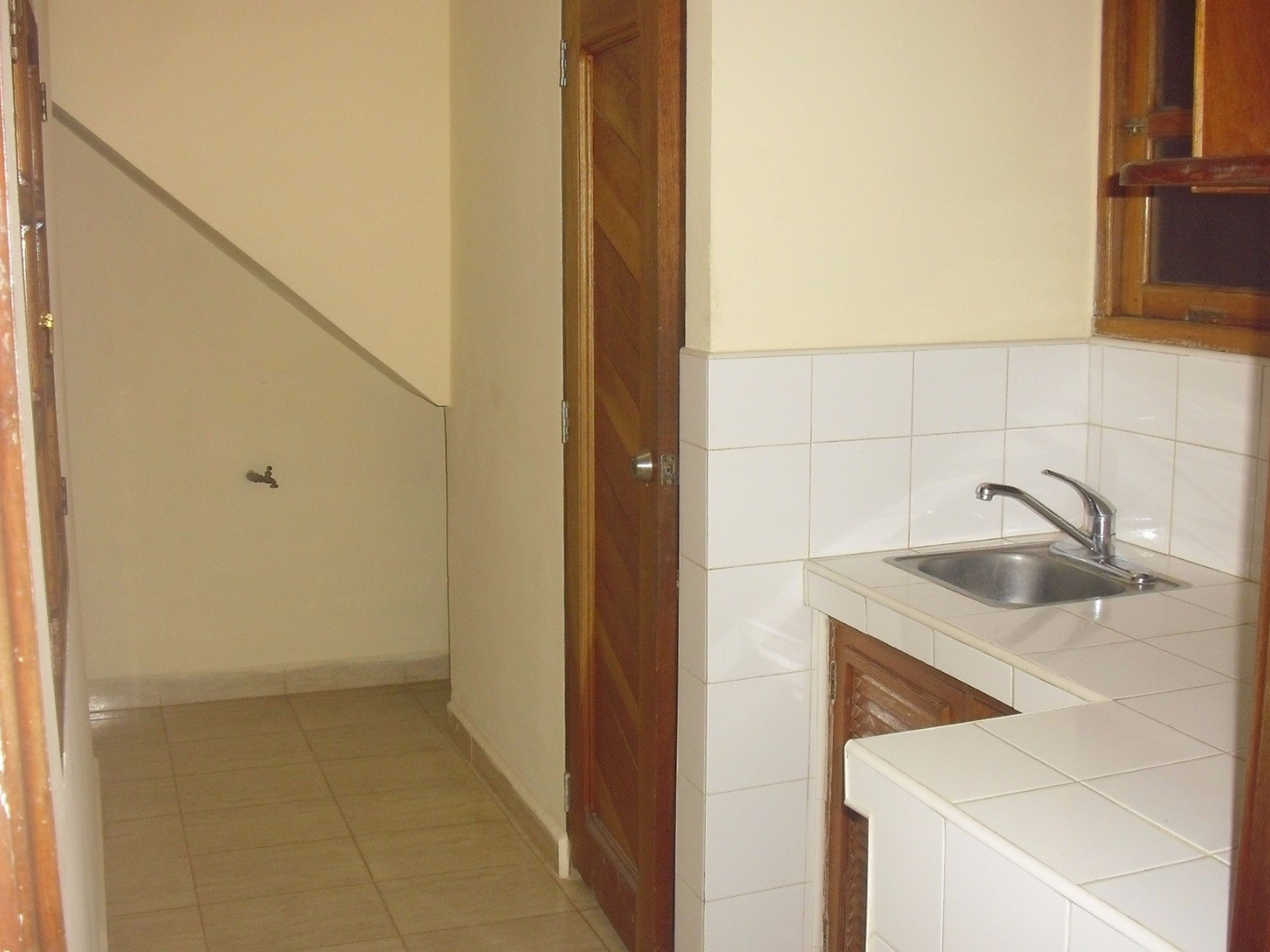 Villa Ricar, PRADO, No. 151 - House's kitchen view