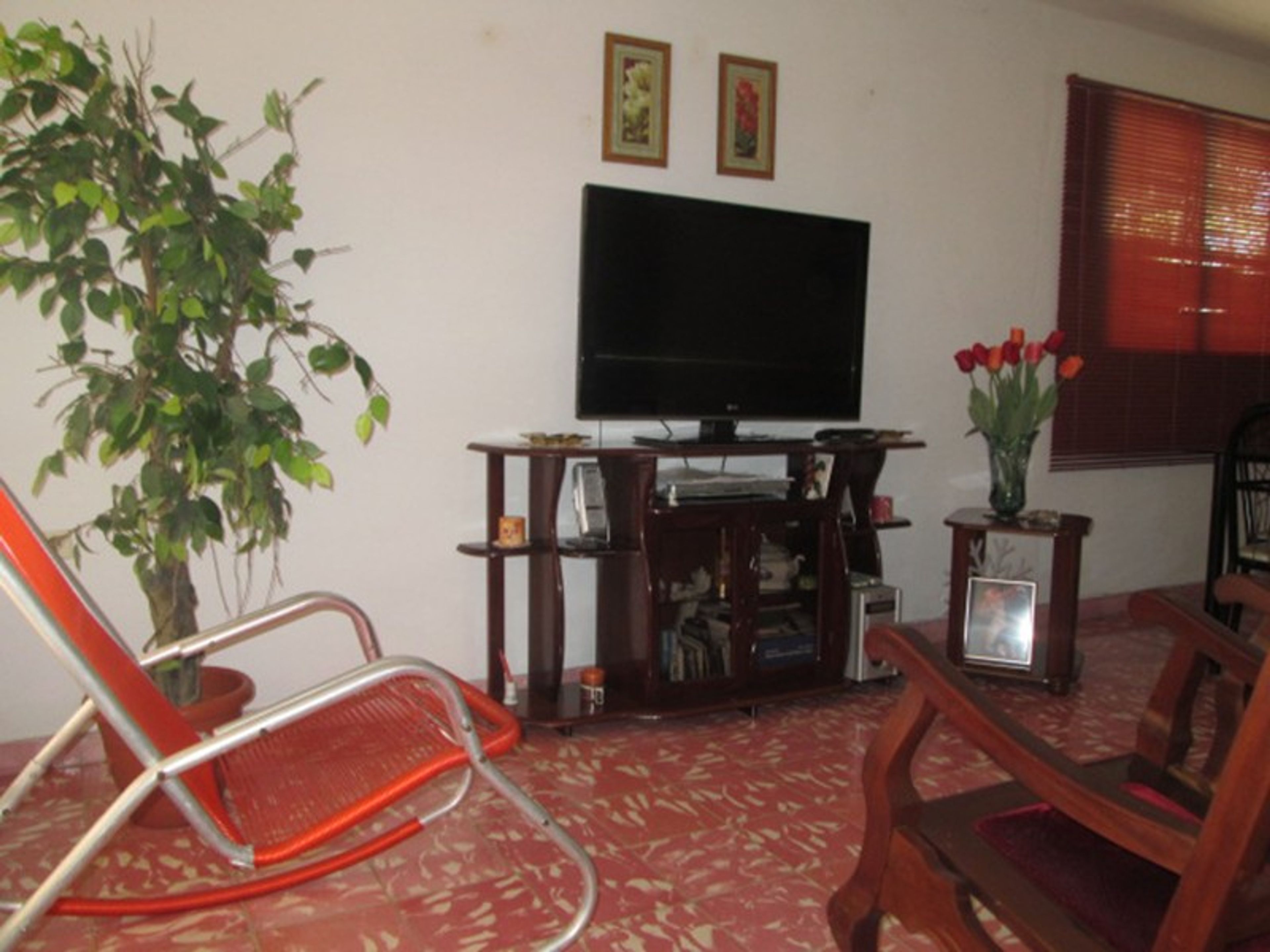 Hostal Bayamo, AVE. AMADO ESTÉVEZ, No. 67House's living room details