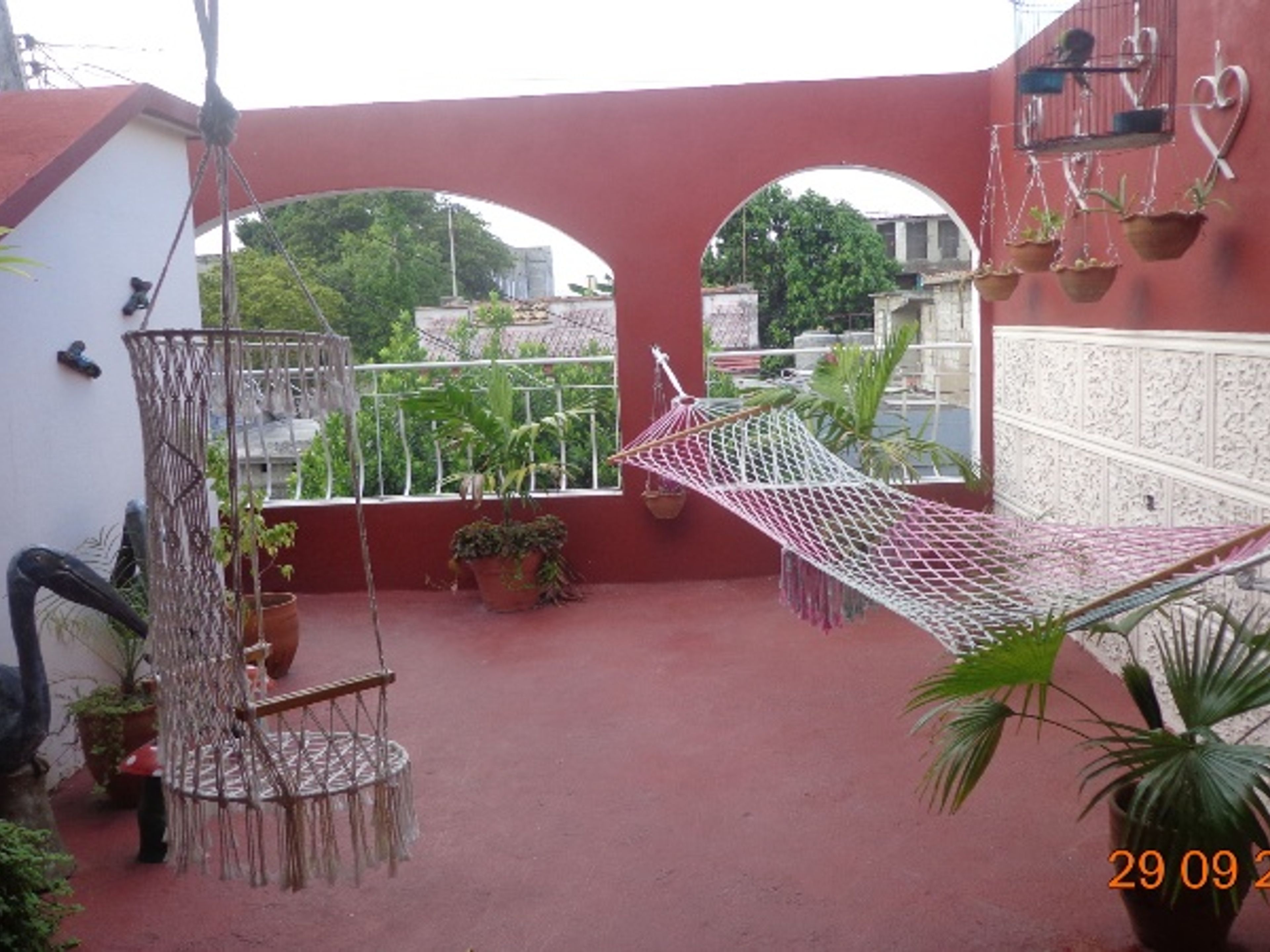 Hostal Almaguer, AVENIDA 42, No. 4 118 - House's terrace view