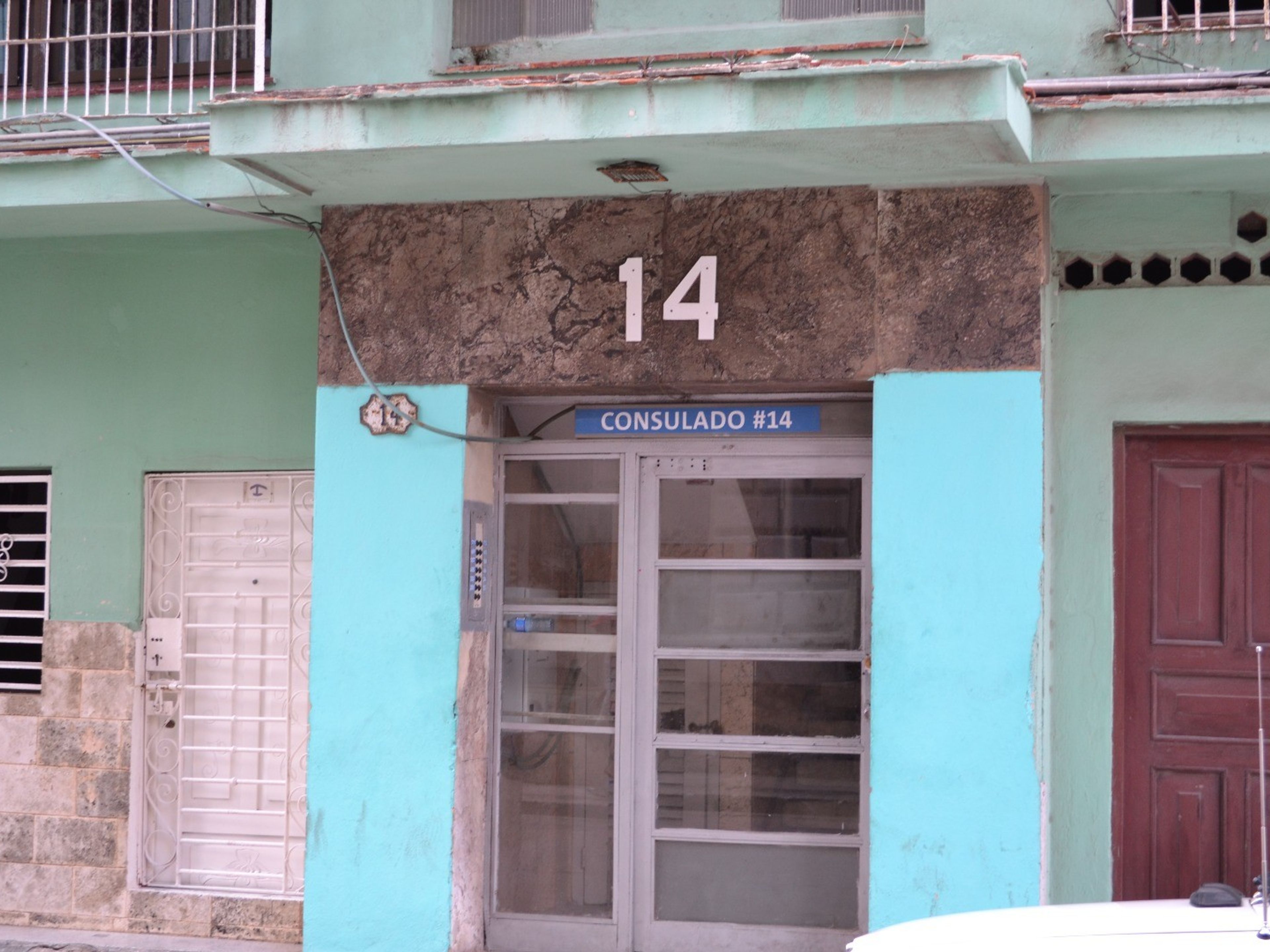 Casa Graciela y Vladimir, CONSULADO, No. 14 - Apartment's entrance details