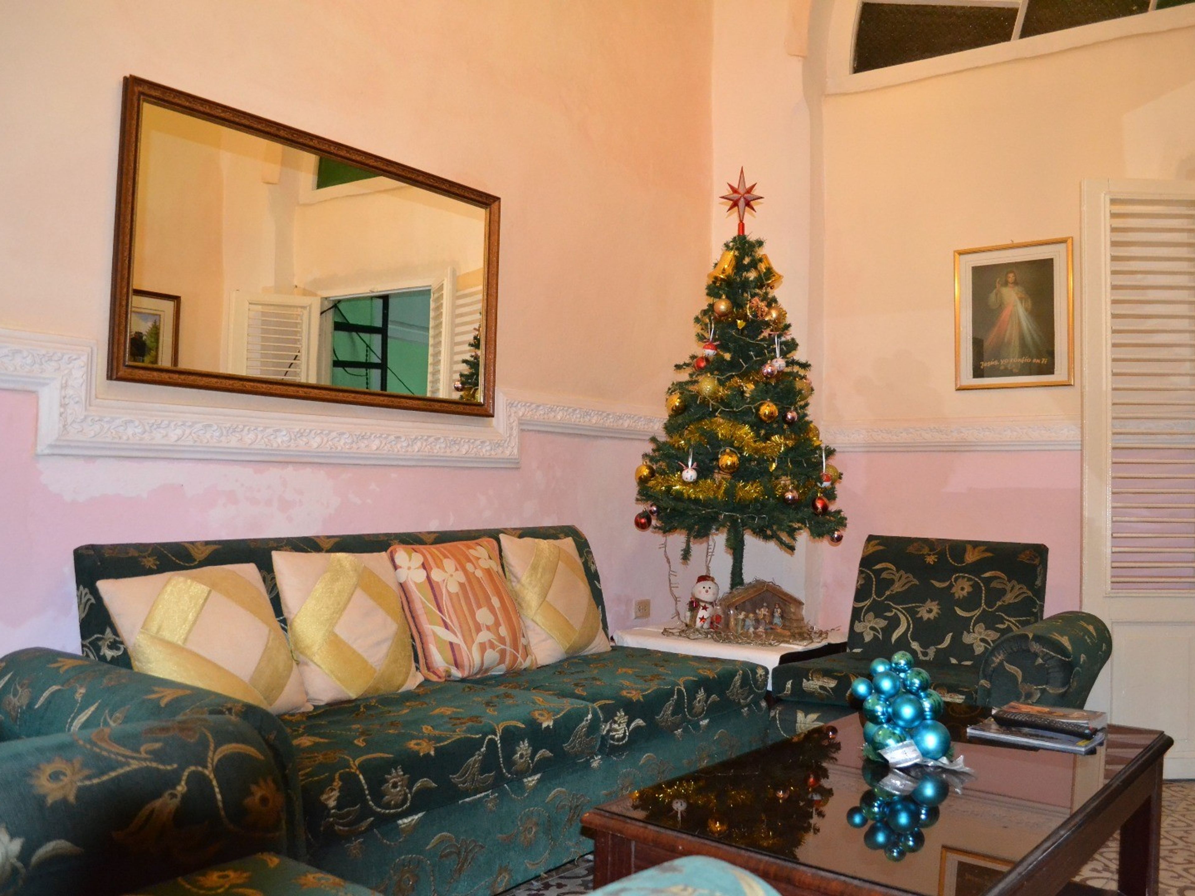Casa Colonial 1870, LAMPARILLA, No. 309House's living room