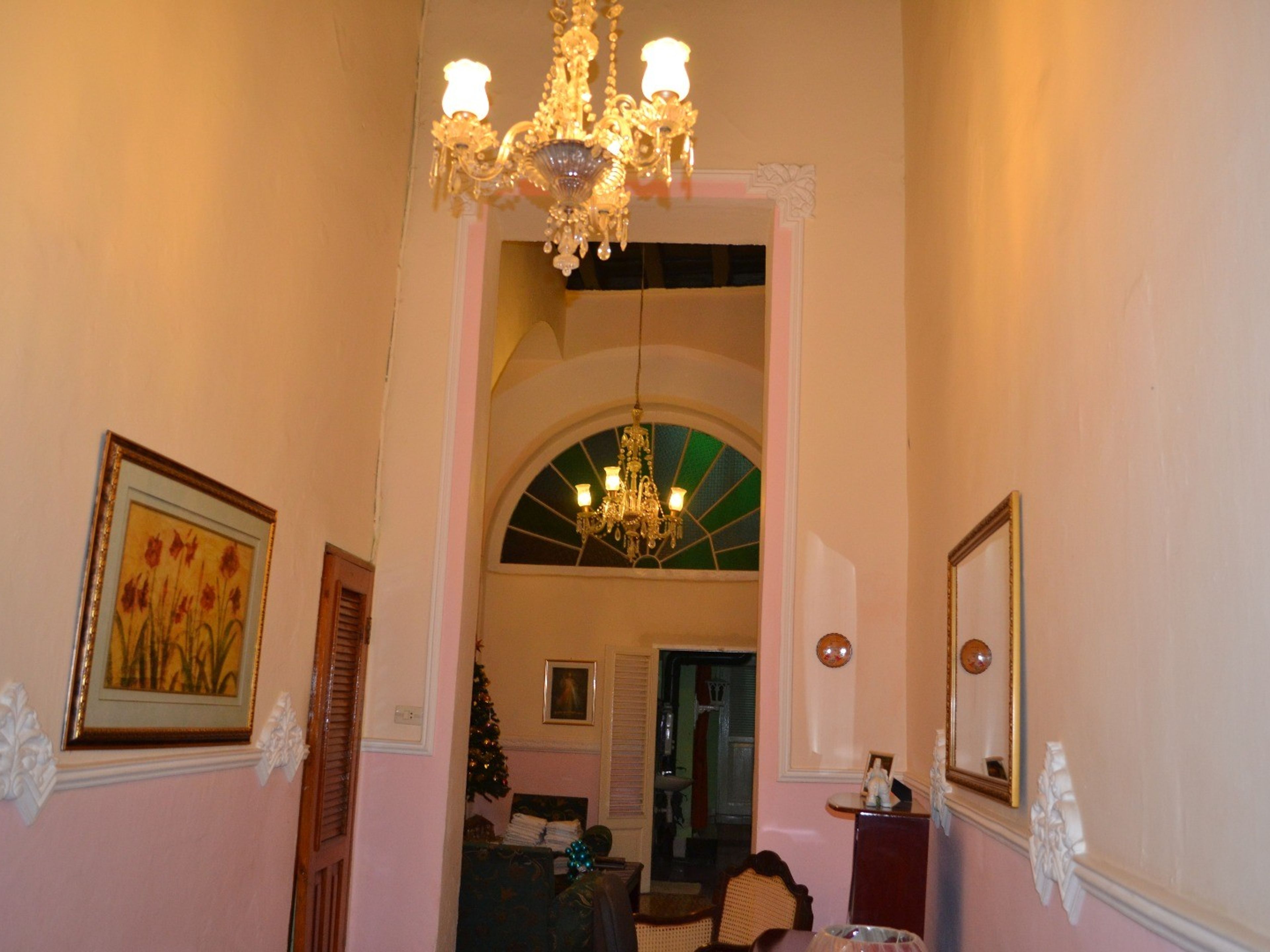 Casa Colonial 1870, LAMPARILLA, No. 309House's inside view