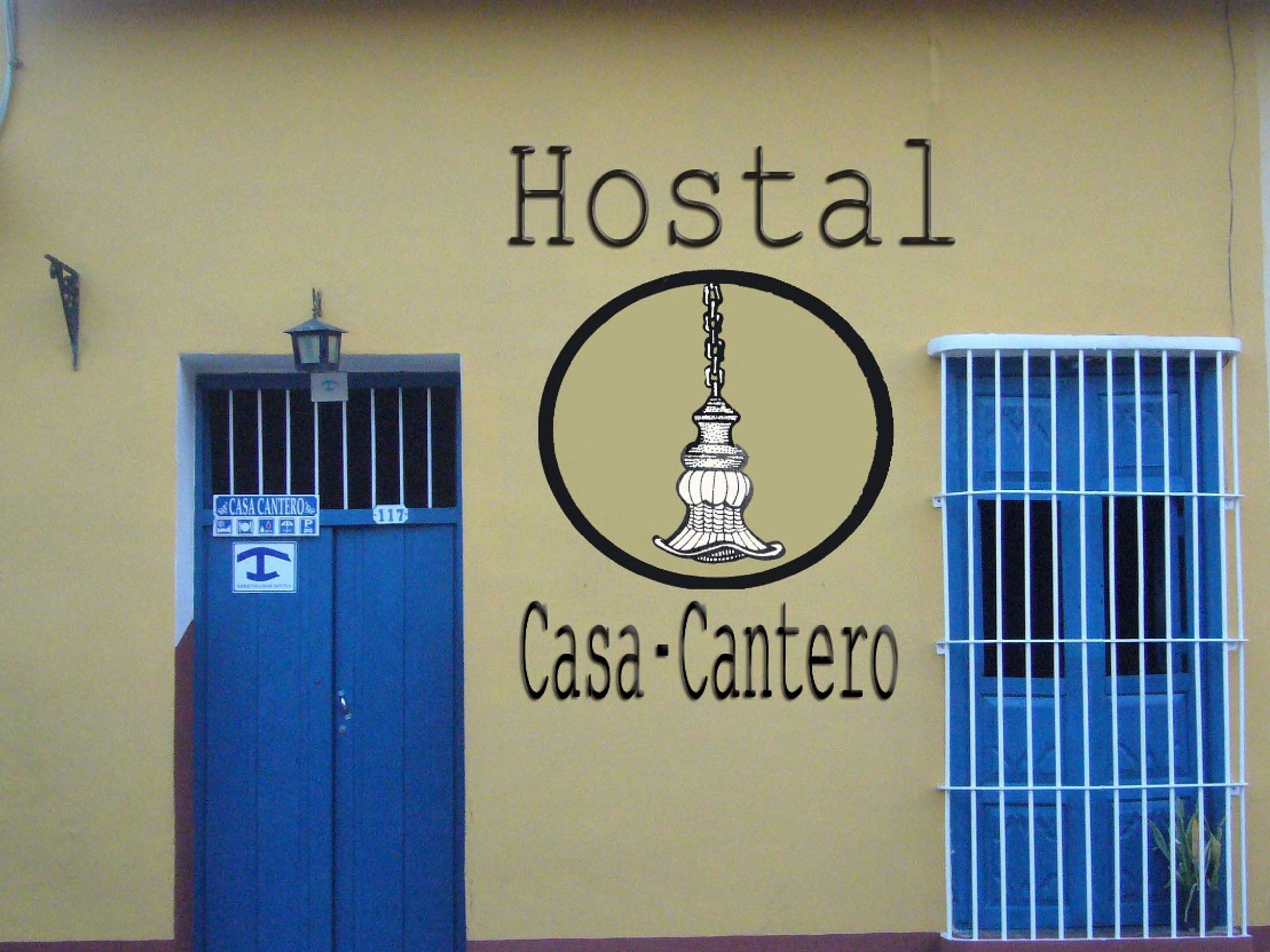 Hostal Cantero, RUBÉN MARTÍNEZ VILLENA (Real del Jigüe), No. 117