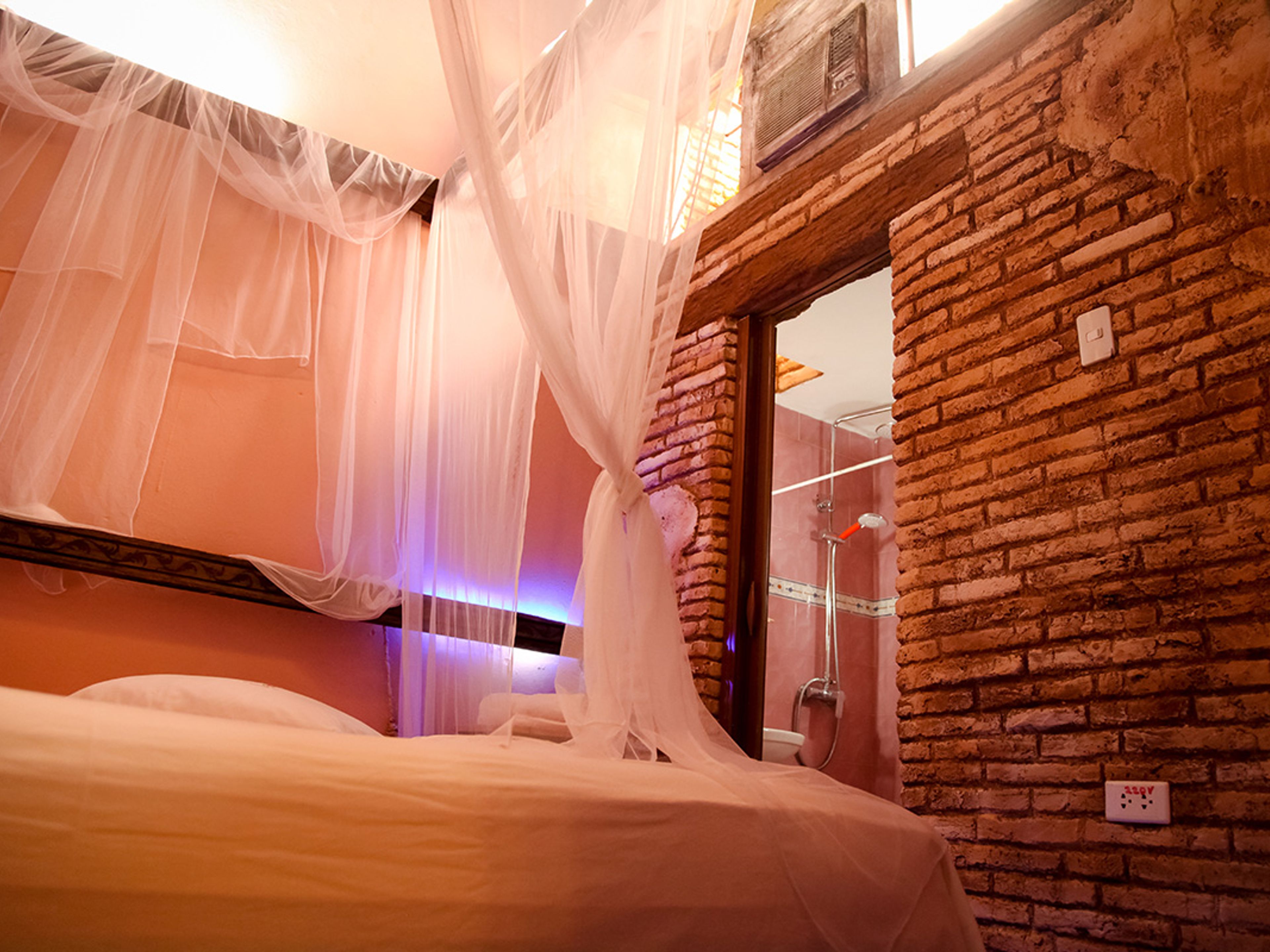 Hostal Cantero, RUBÉN MARTÍNEZ VILLENA (Real del Jigüe), No. 117Standard room 1