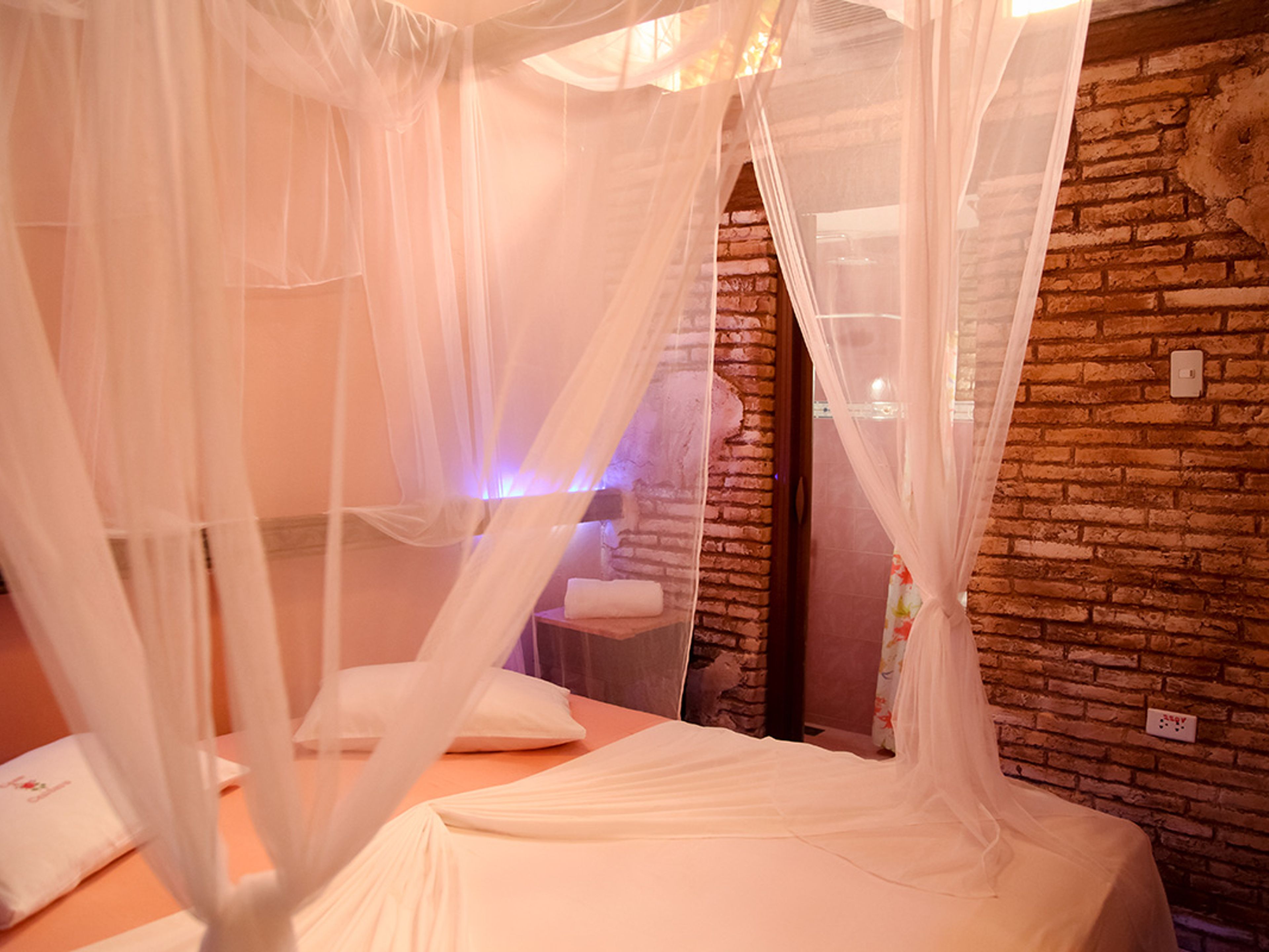 Hostal Cantero, RUBÉN MARTÍNEZ VILLENA (Real del Jigüe), No. 117Standard room 1